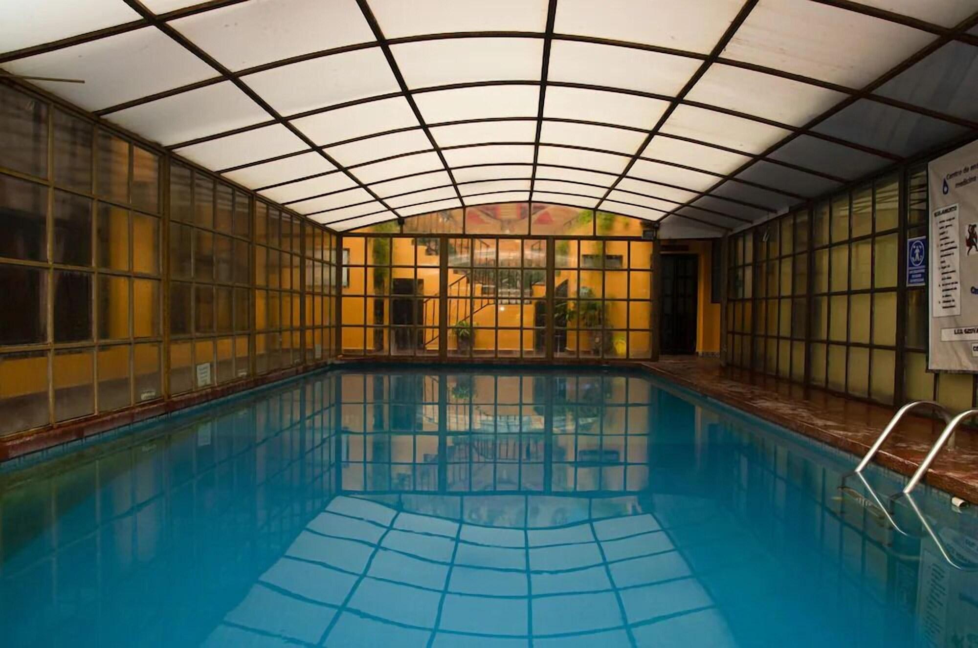 Hotel  Catedral 4