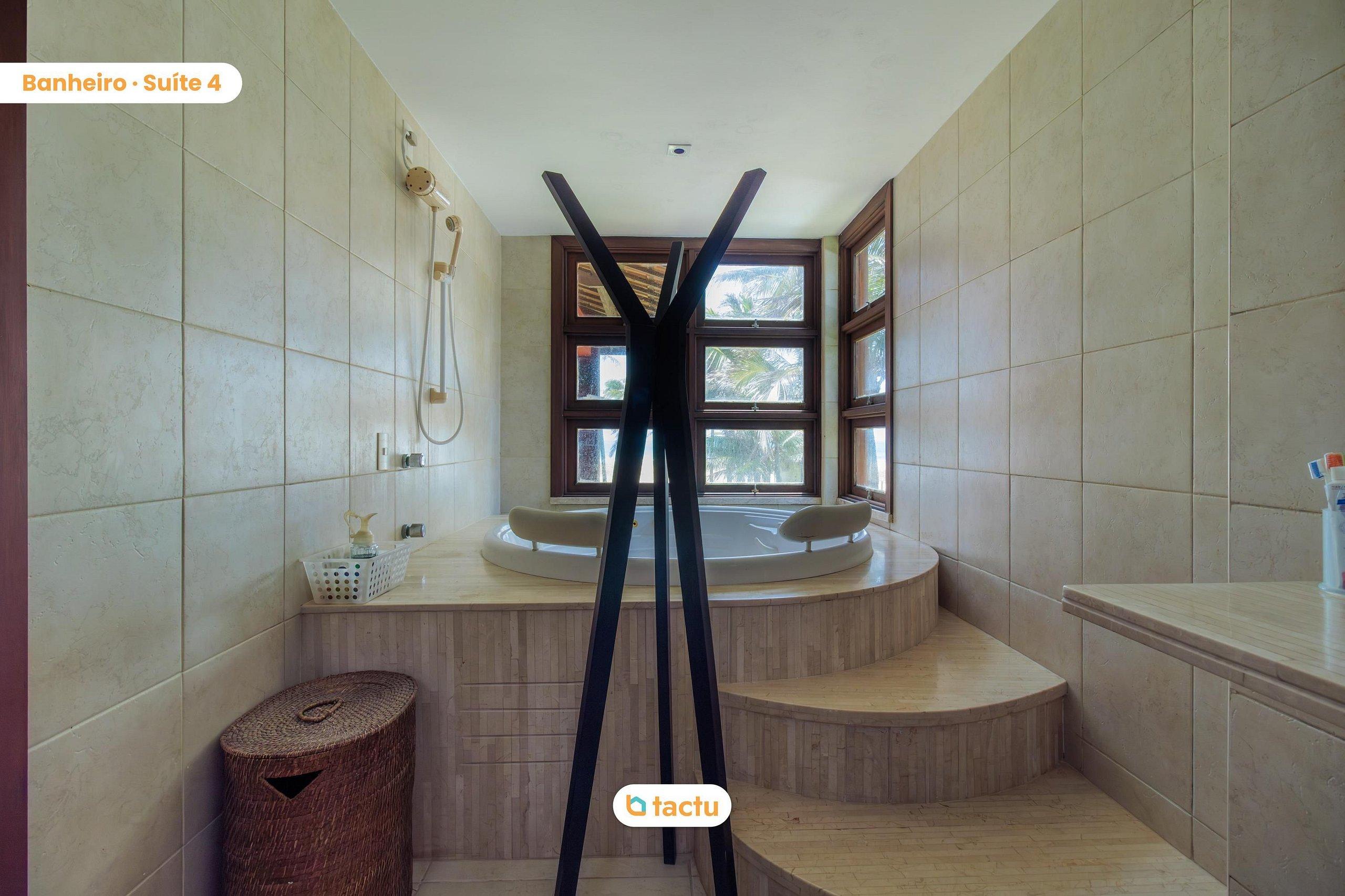 image-housing-carousel