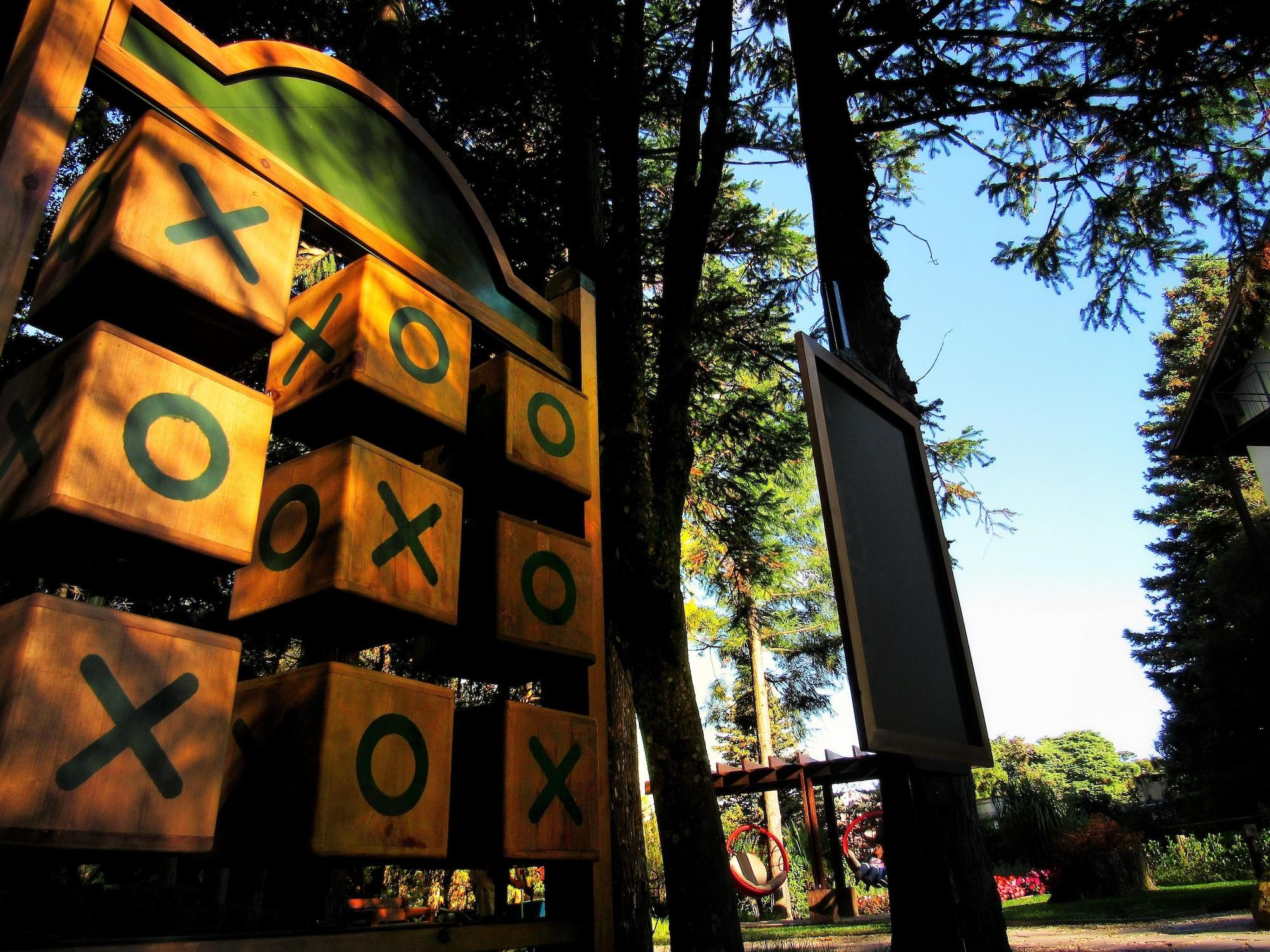 image-housing-carousel