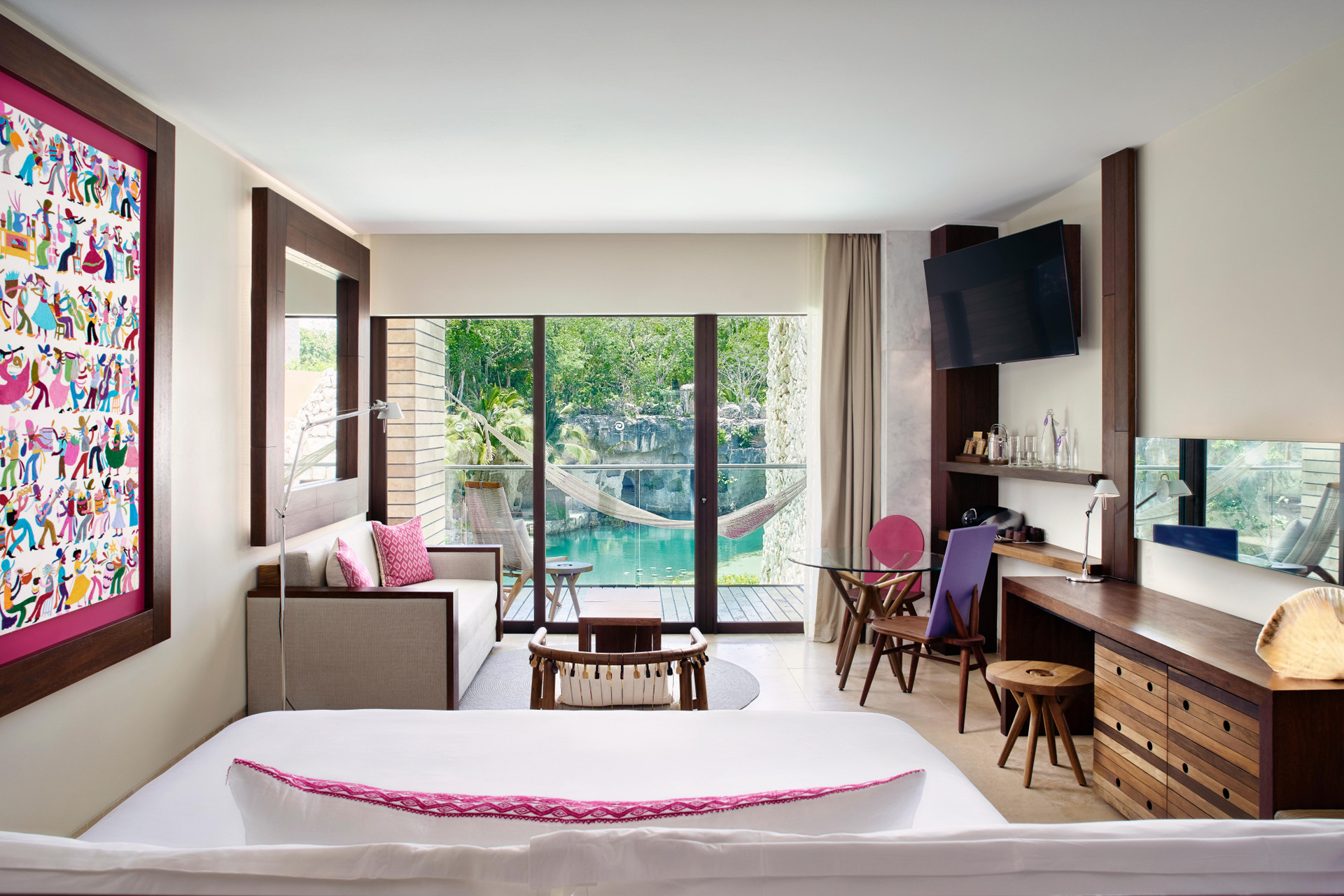 Suite Superior con Vista al Río