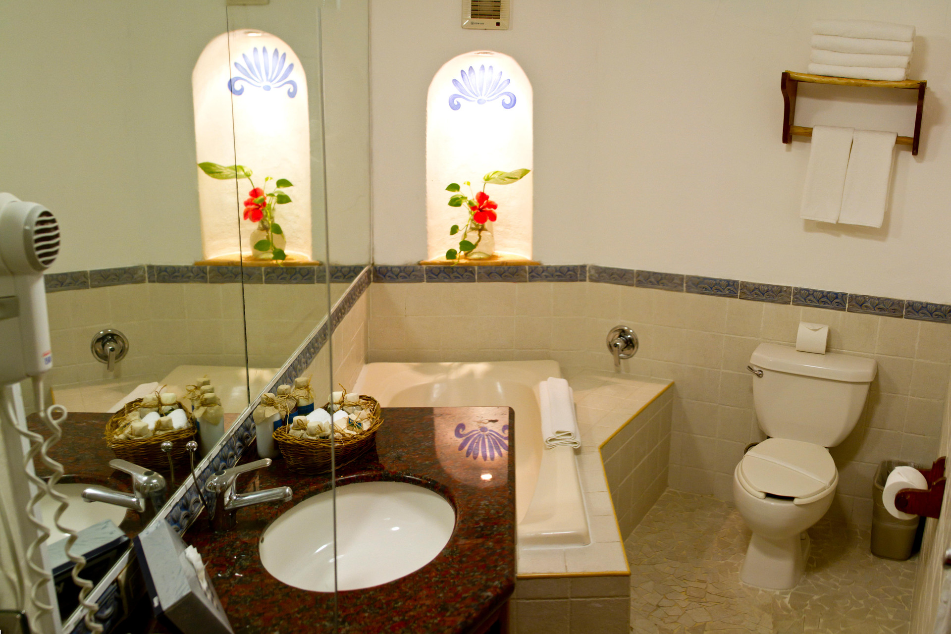 Cabaña de Lujo con Vista al Jardín