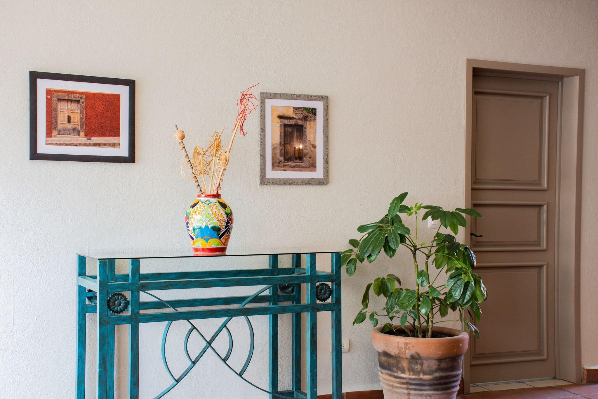 image-housing-carousel
