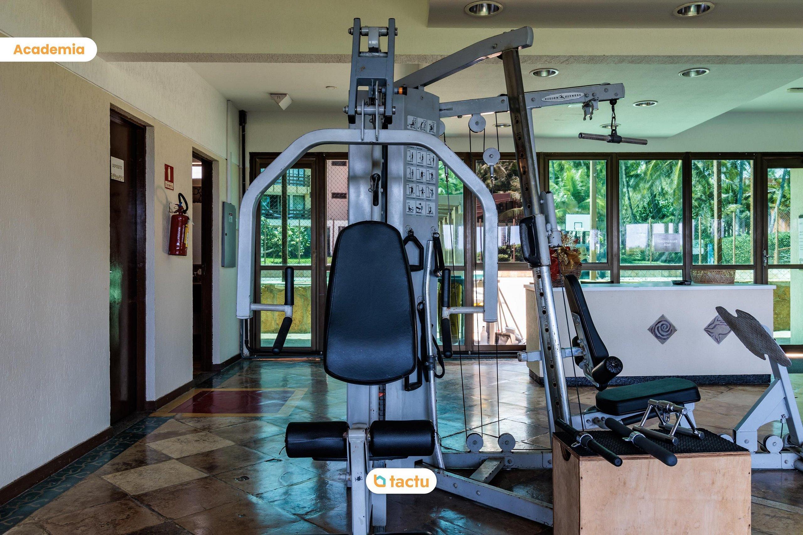 image-housing-carousel