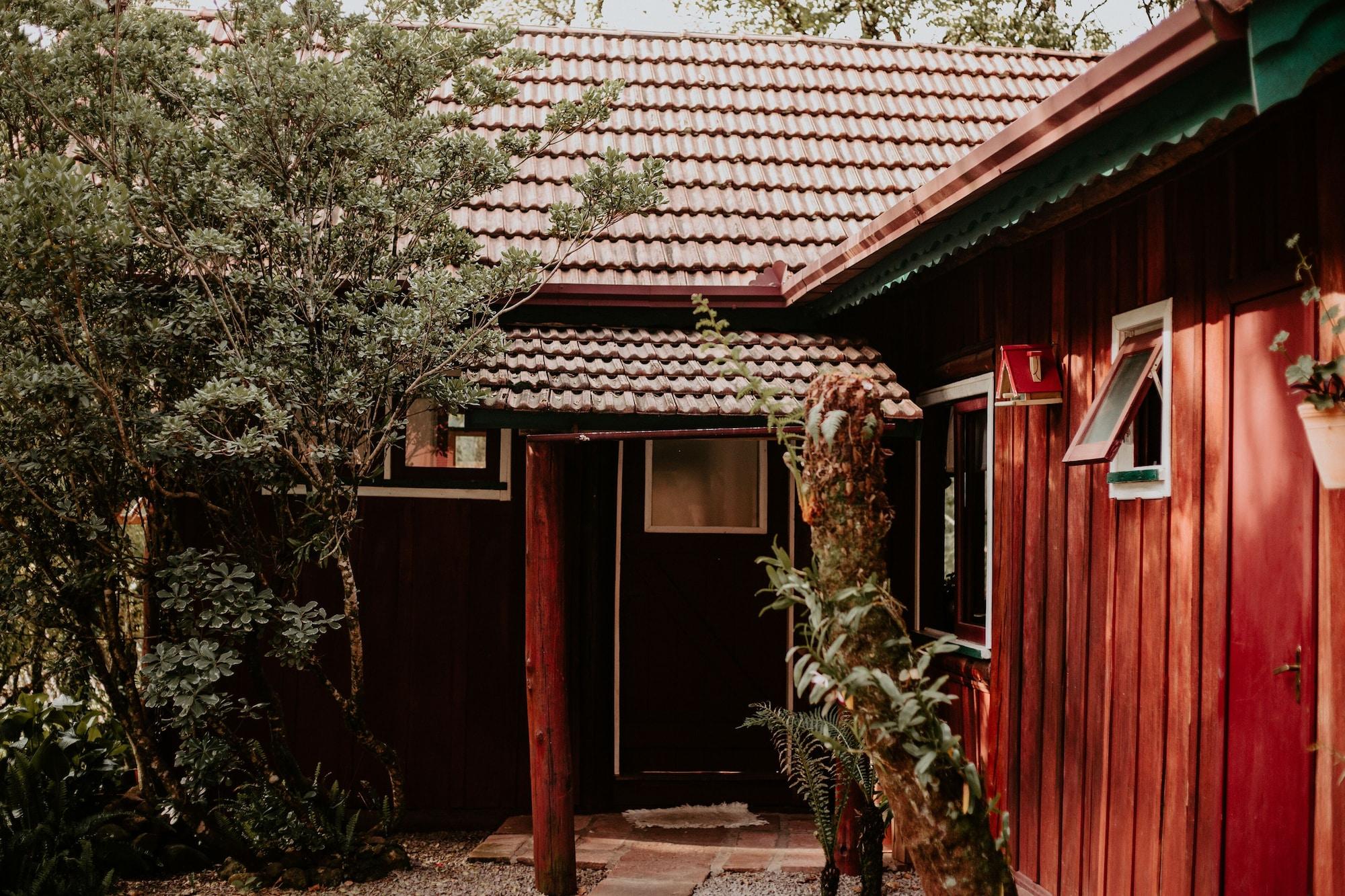 image-housing-carousel