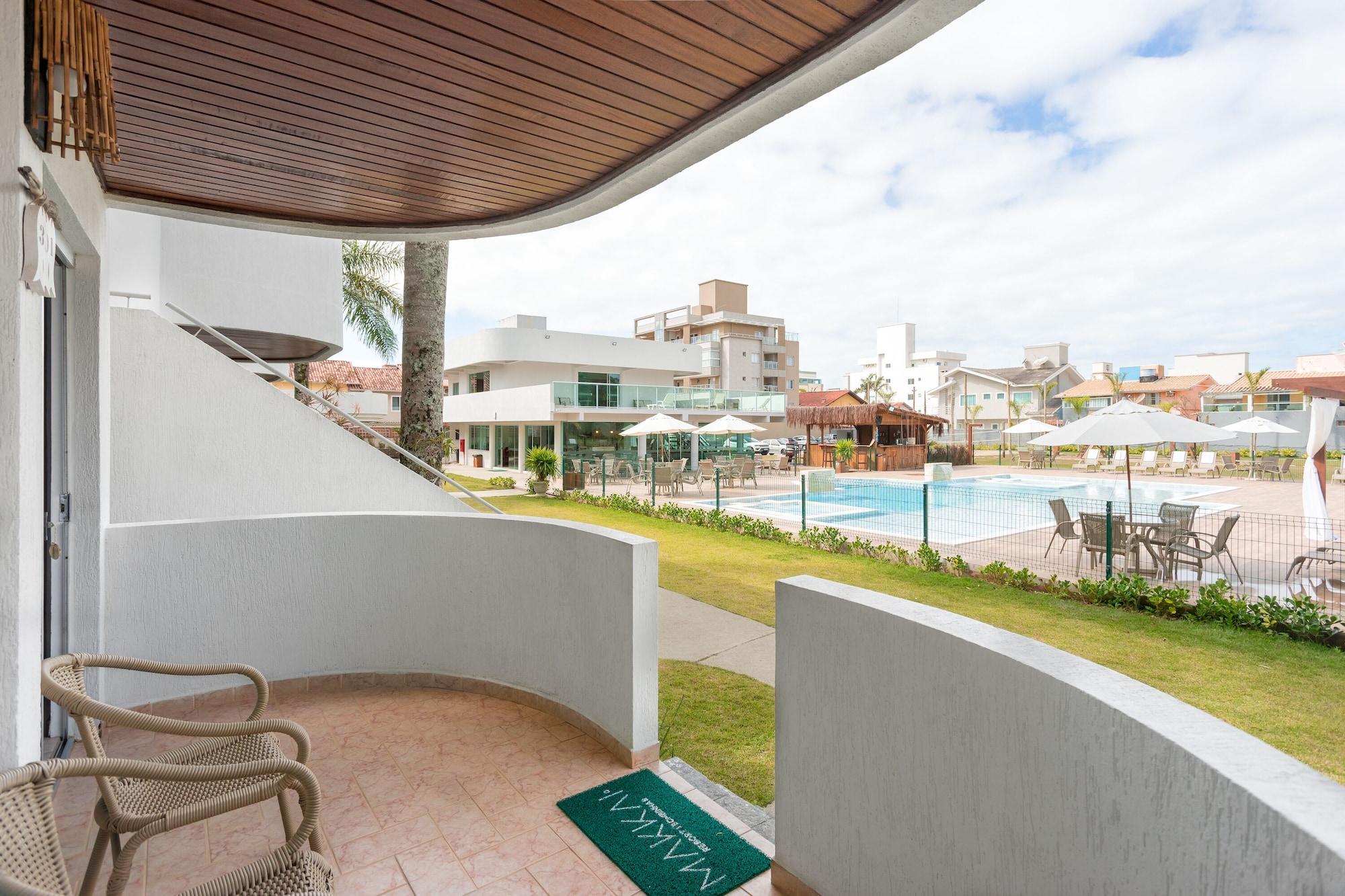 image-housing-carousel