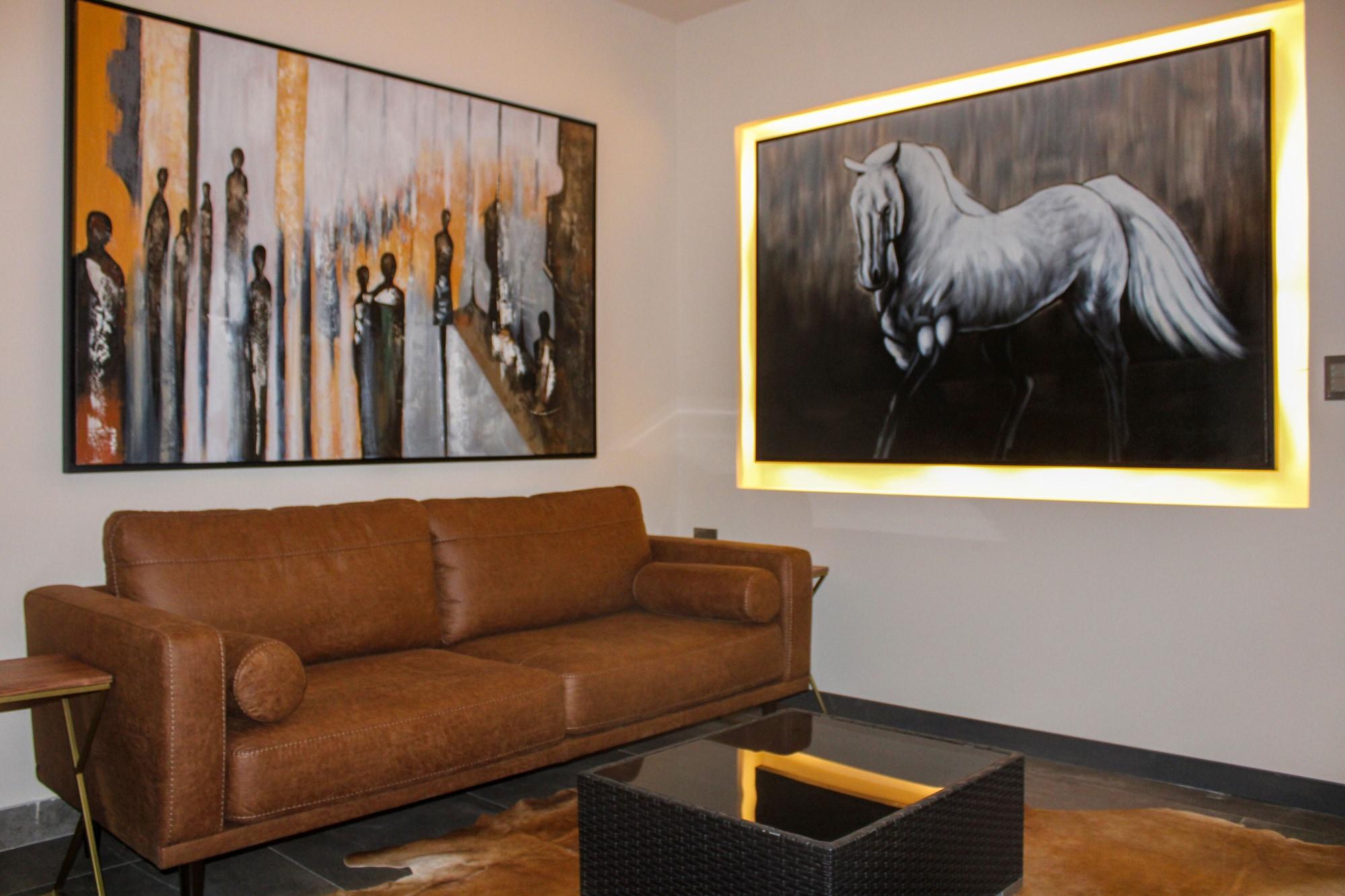 image-housing-carousel