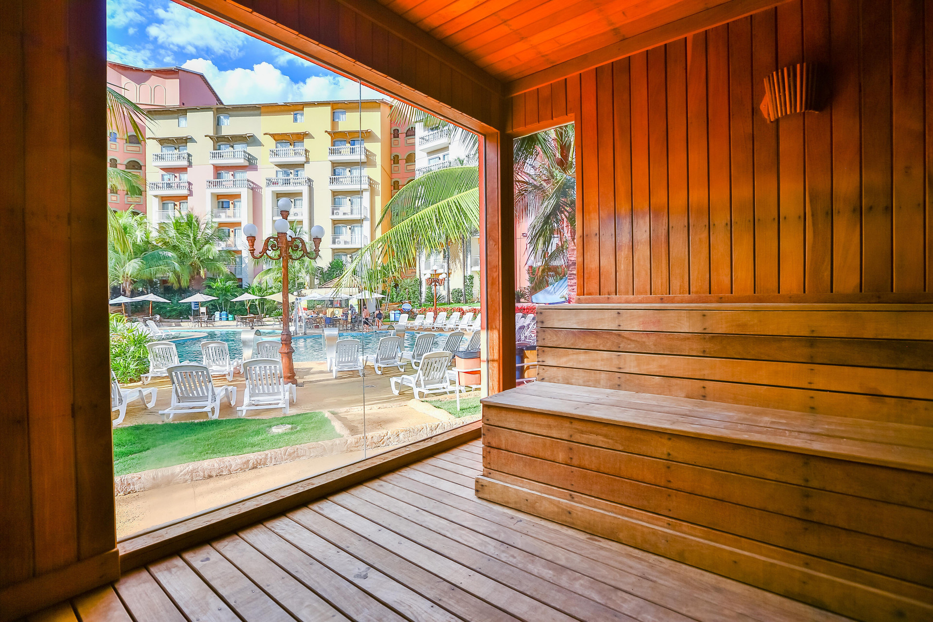 image-housing-carousel