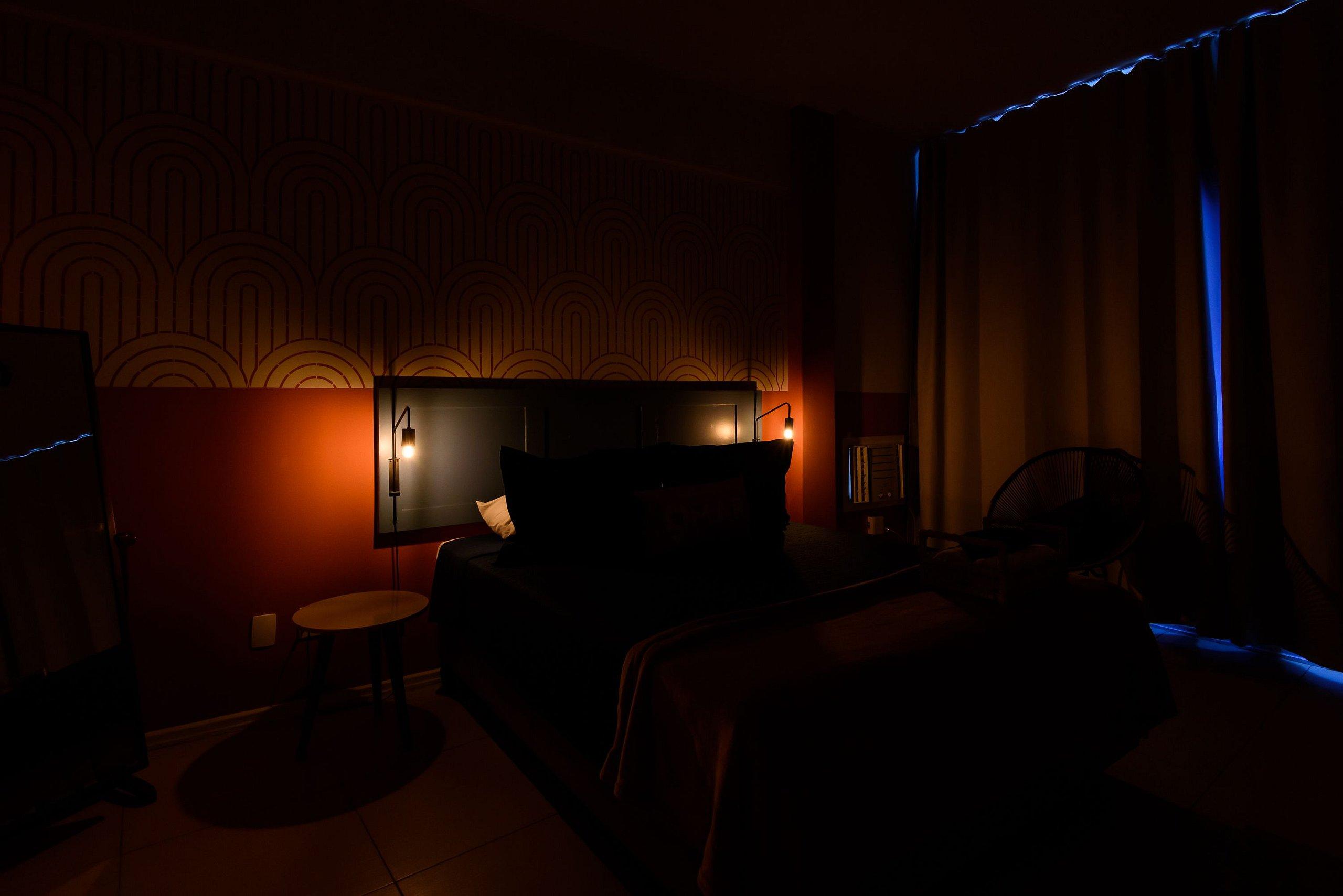 image-housing-carousel