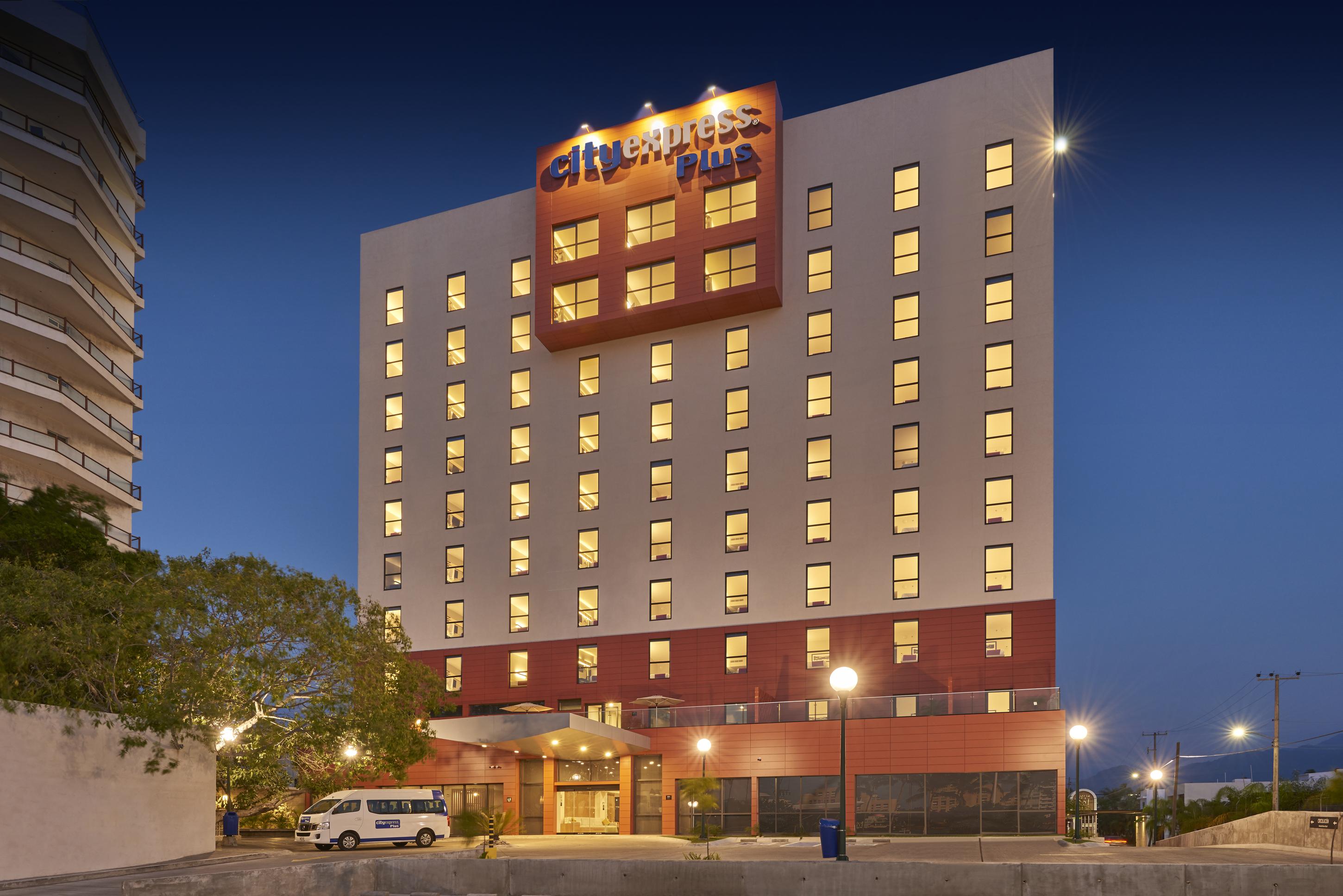 City Plus Puerto Vallarta