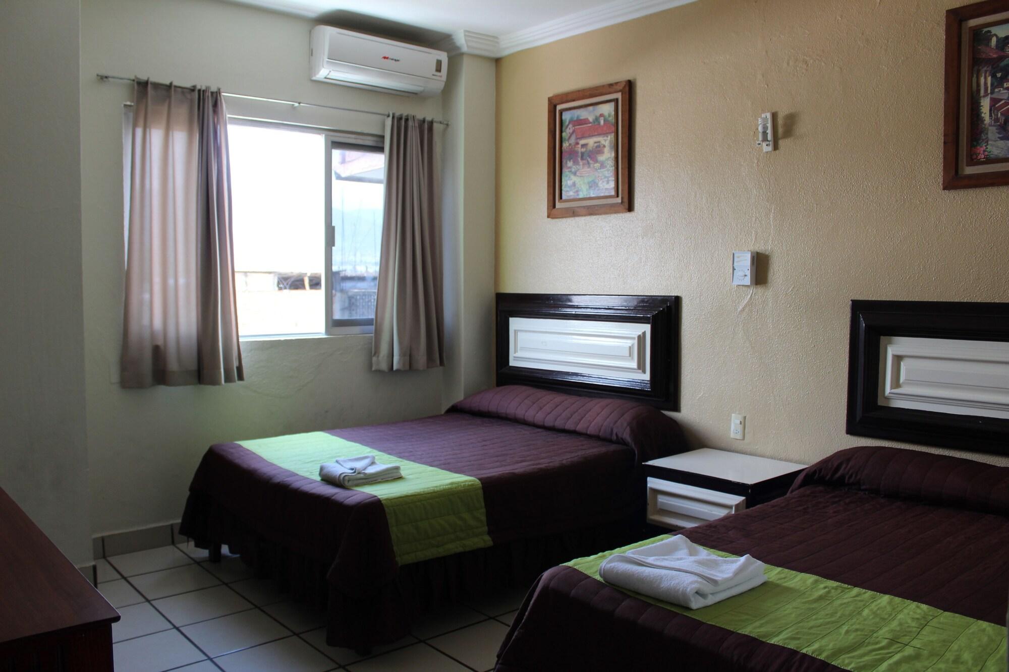 Hotel El Roble 3