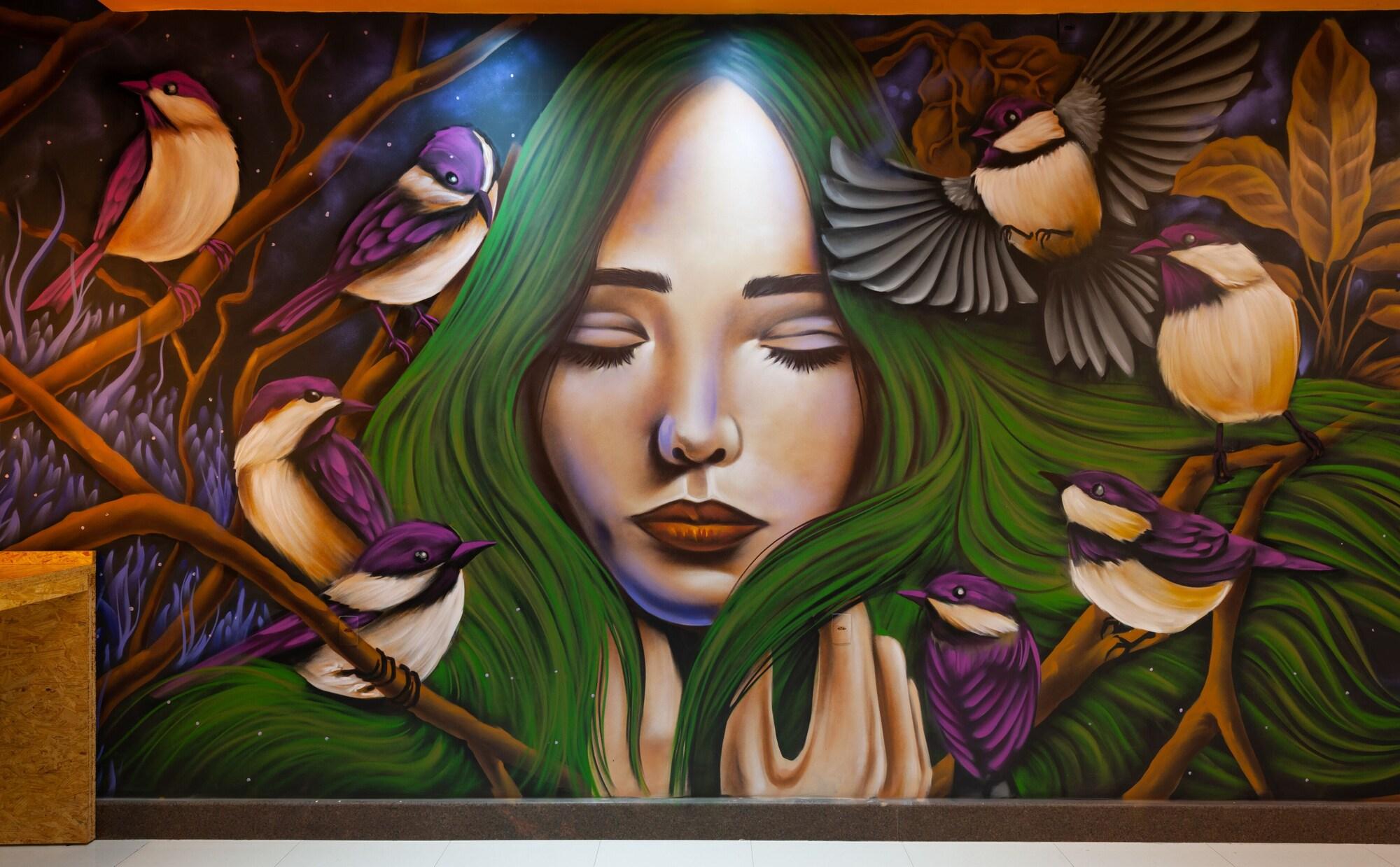 image-housing-carousel