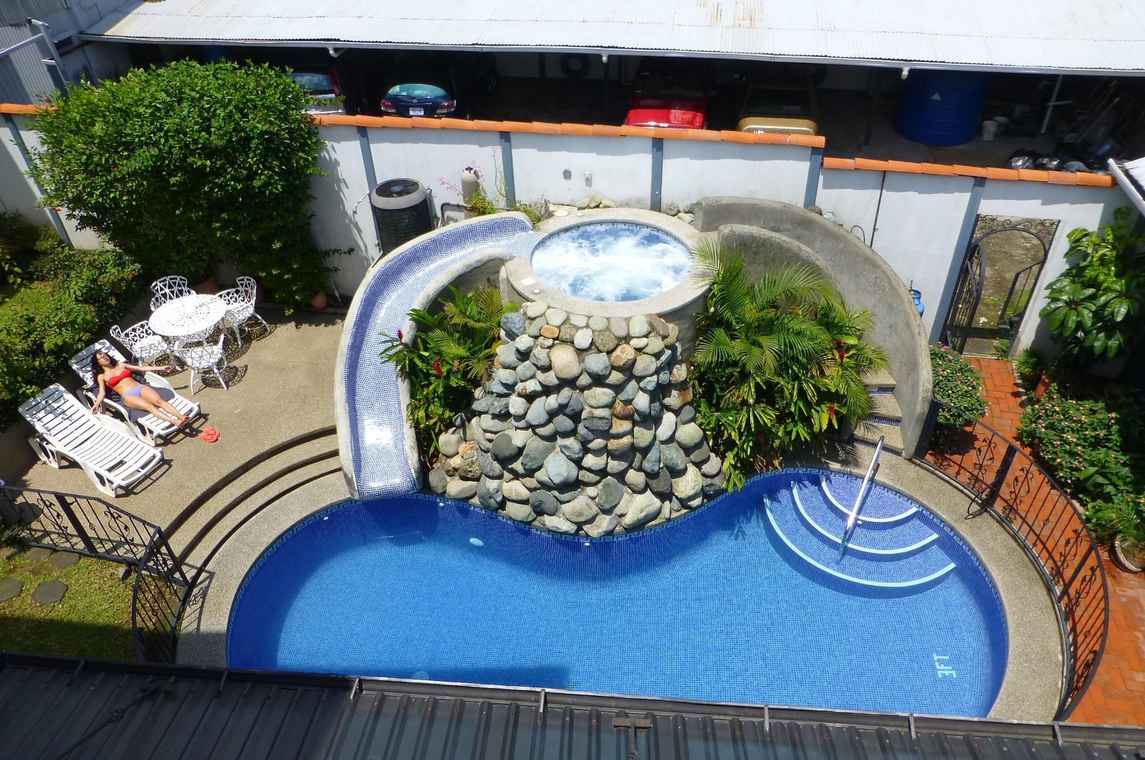 image-housing-carousel