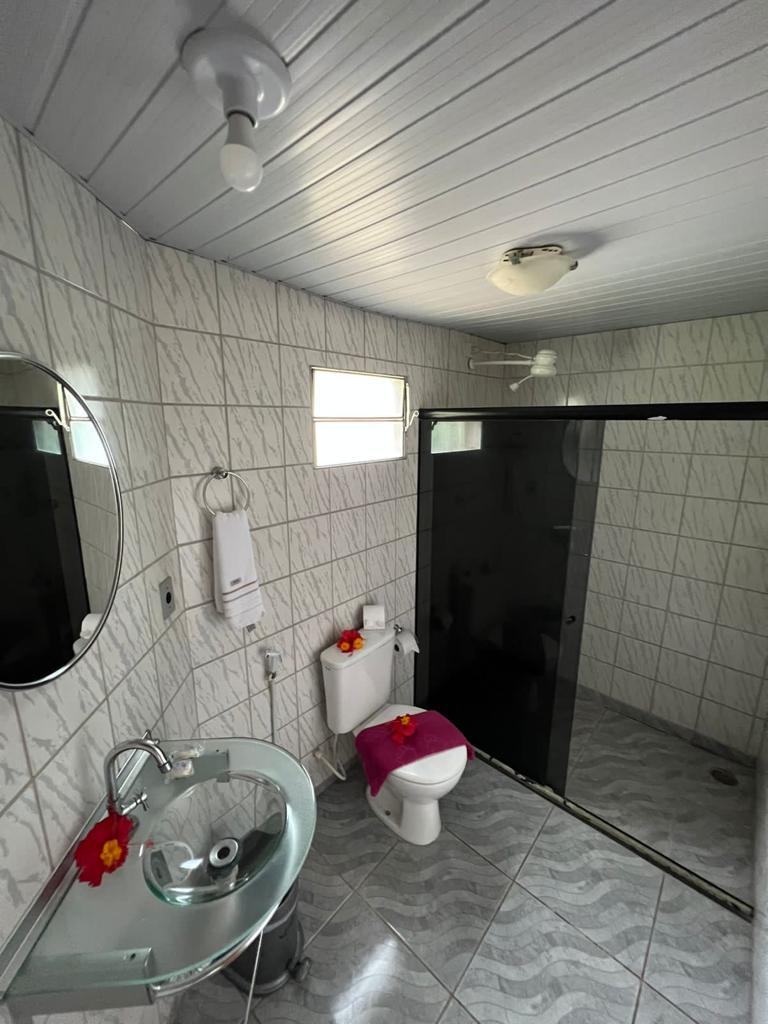 image-housing-carousel