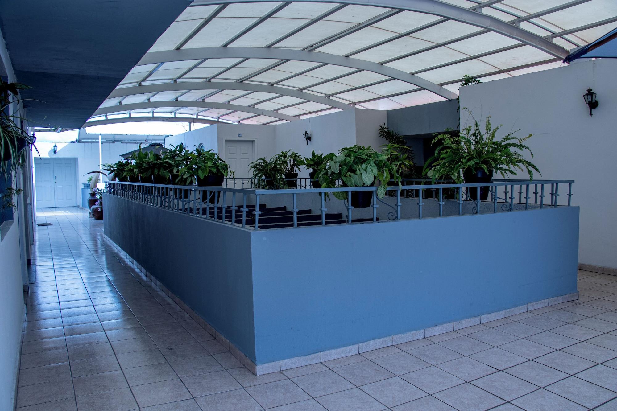 image-housing-carousel
