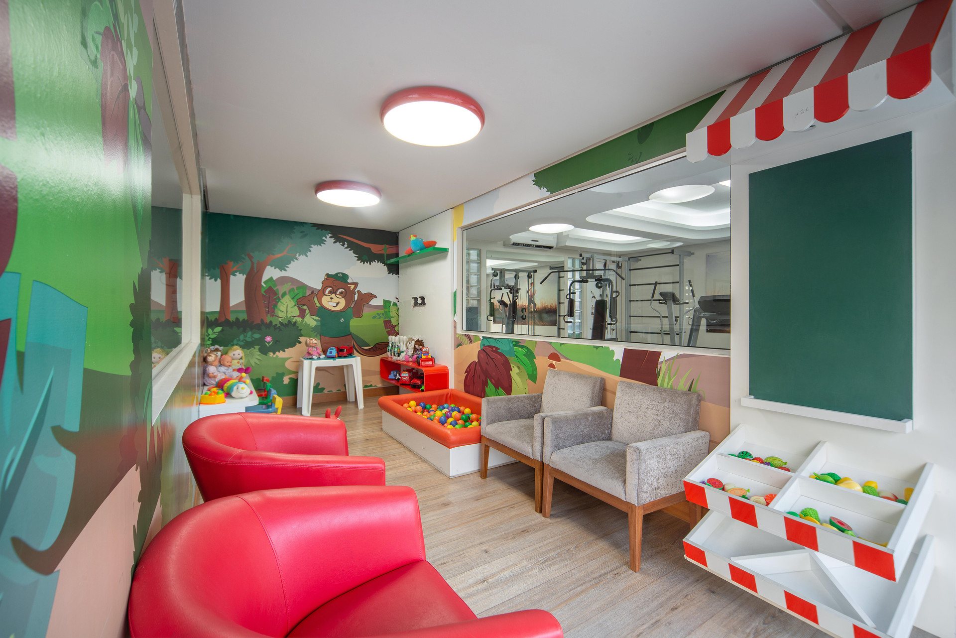 image-housing-carousel
