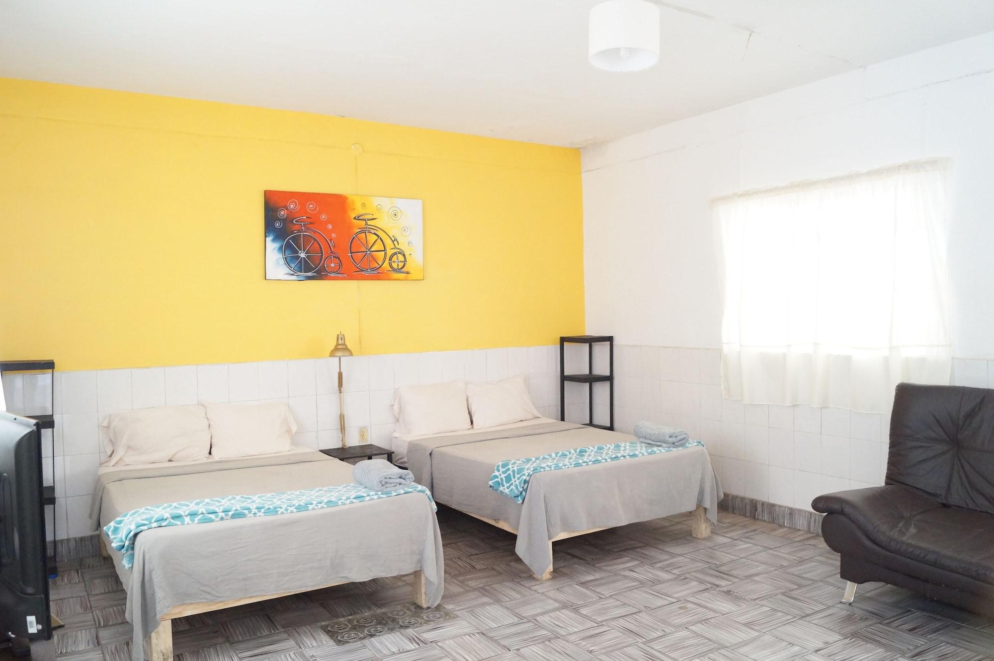 Casa de los Soles B&B Hostel 6