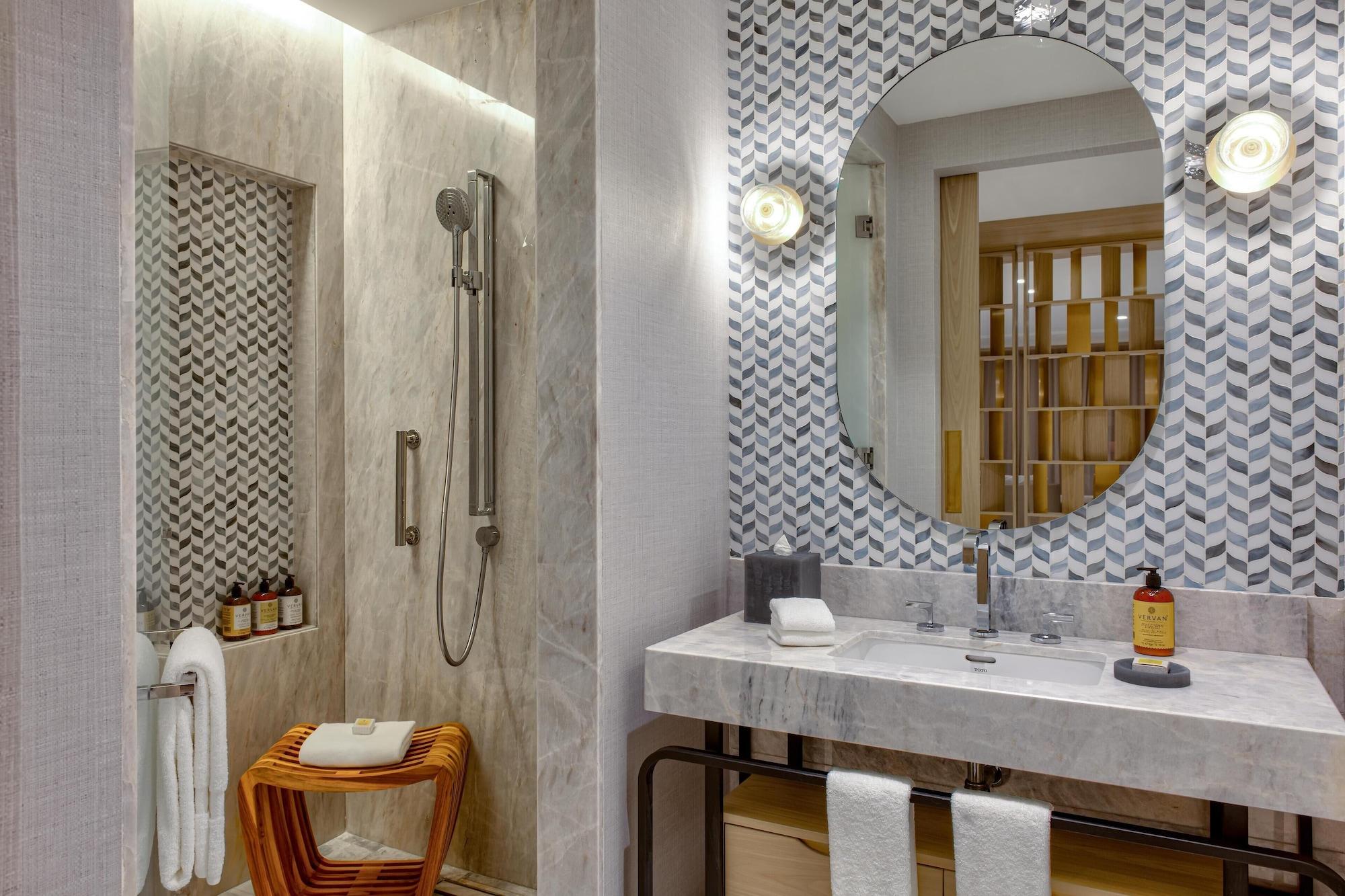 Suite, 1 cama King size, vista al océano, en la esquina