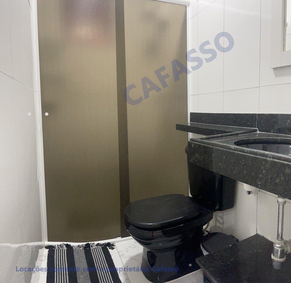 image-housing-carousel