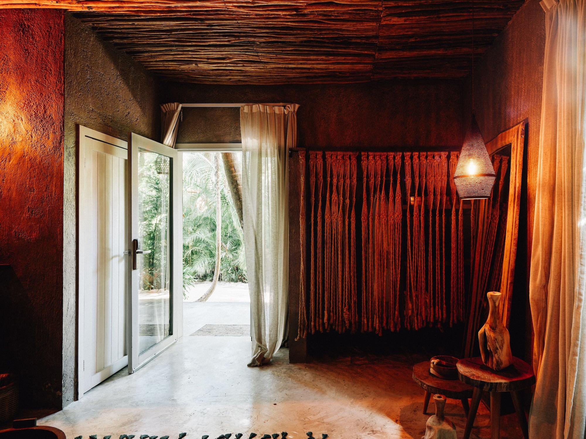Habitación Deluxe, 1 cama King size, vista al jardín (Jungle)