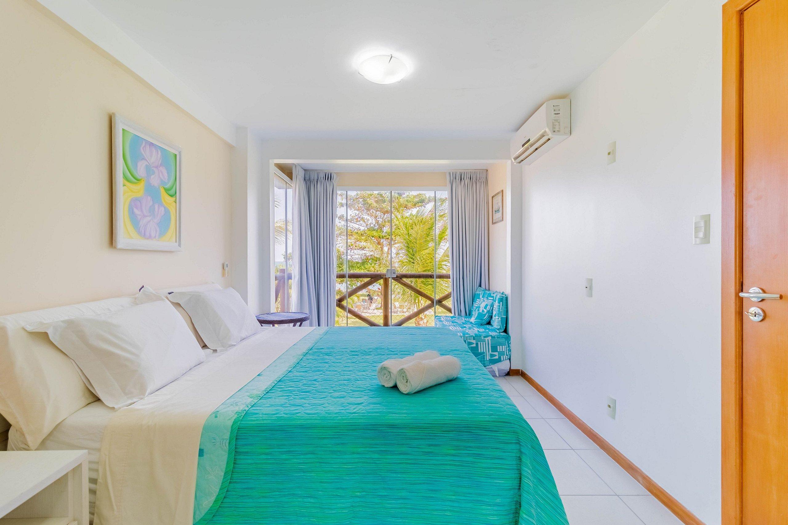 image-housing-carousel