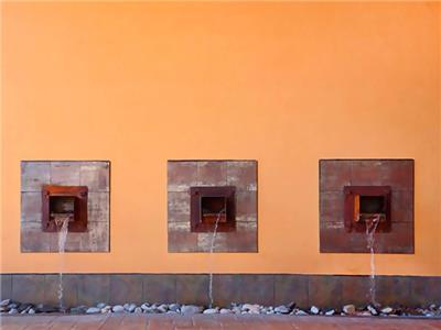 image-housing-carousel