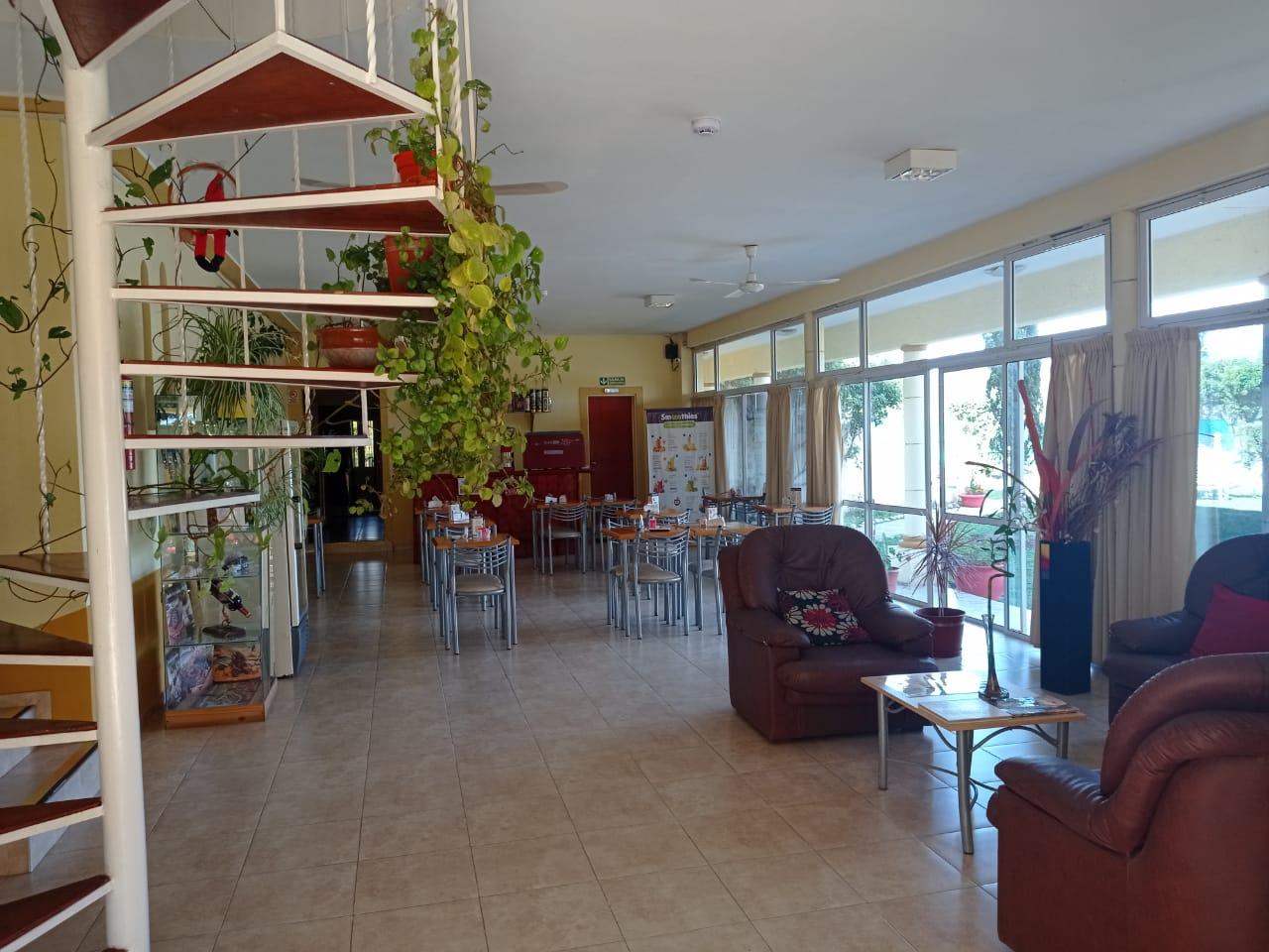 image-housing-carousel