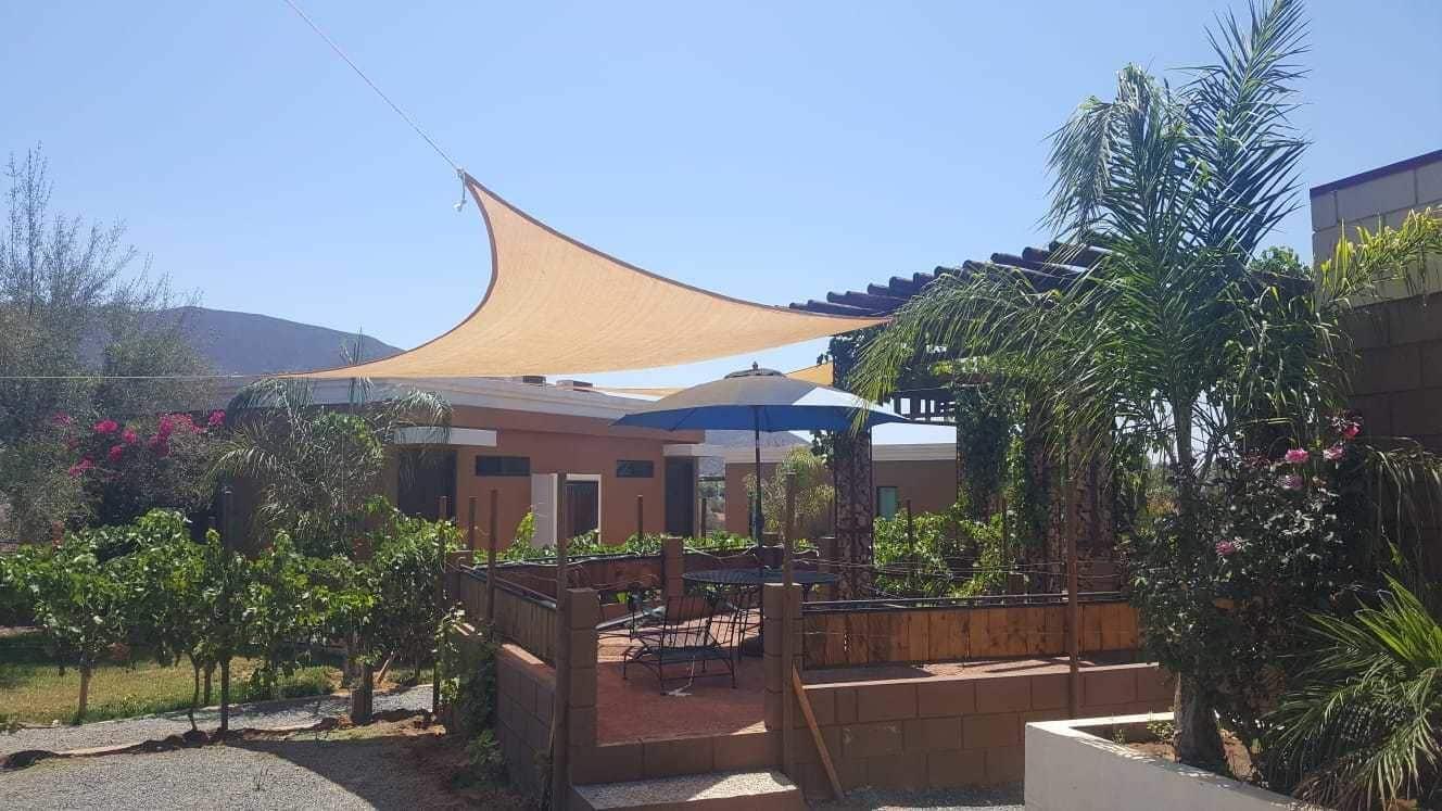 image-housing-carousel