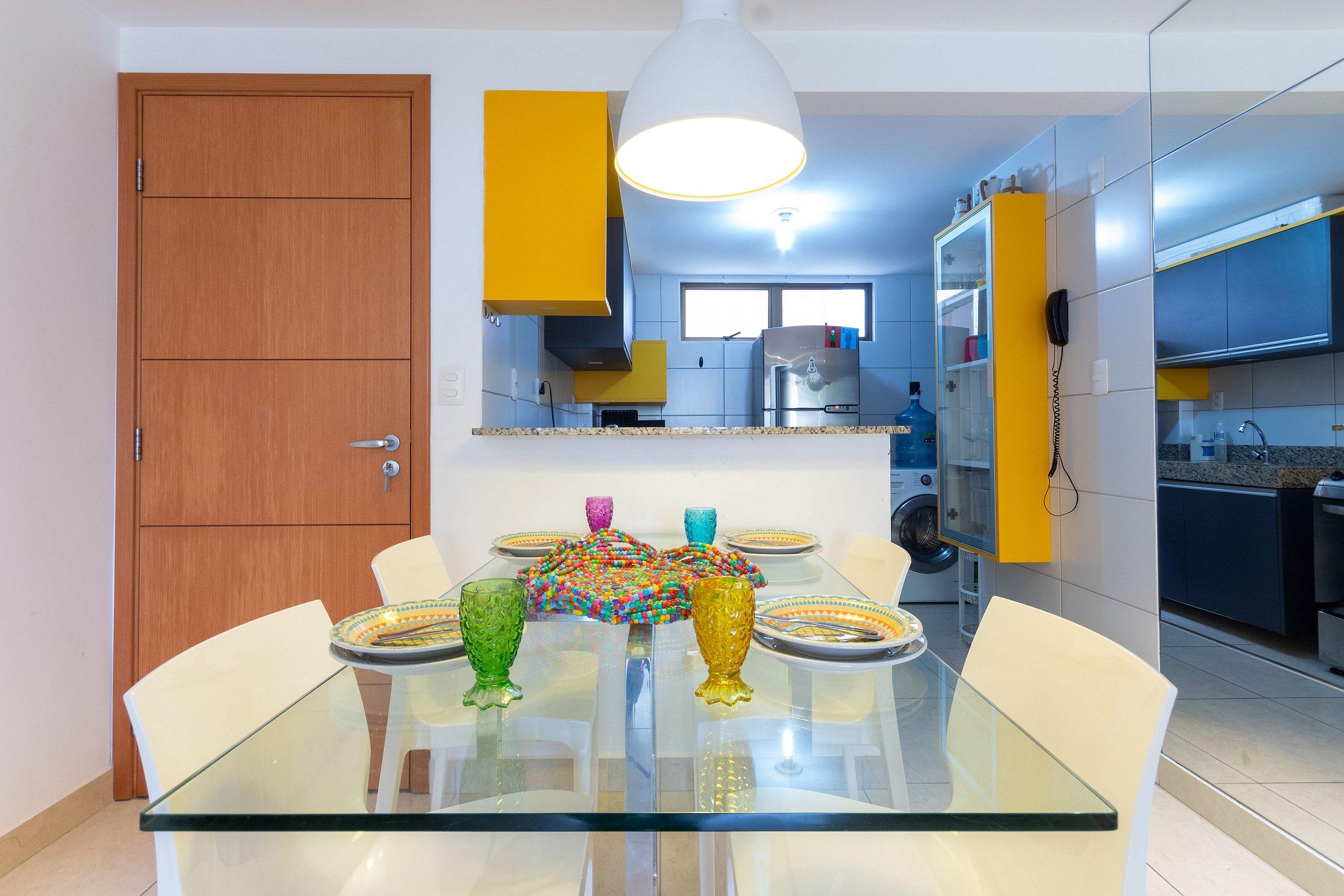 image-housing-carousel
