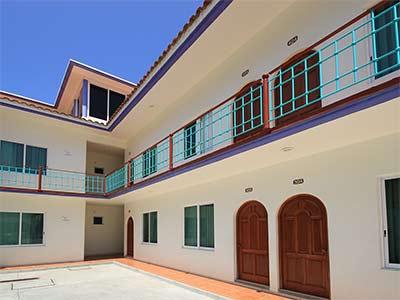 image-housing-carousel