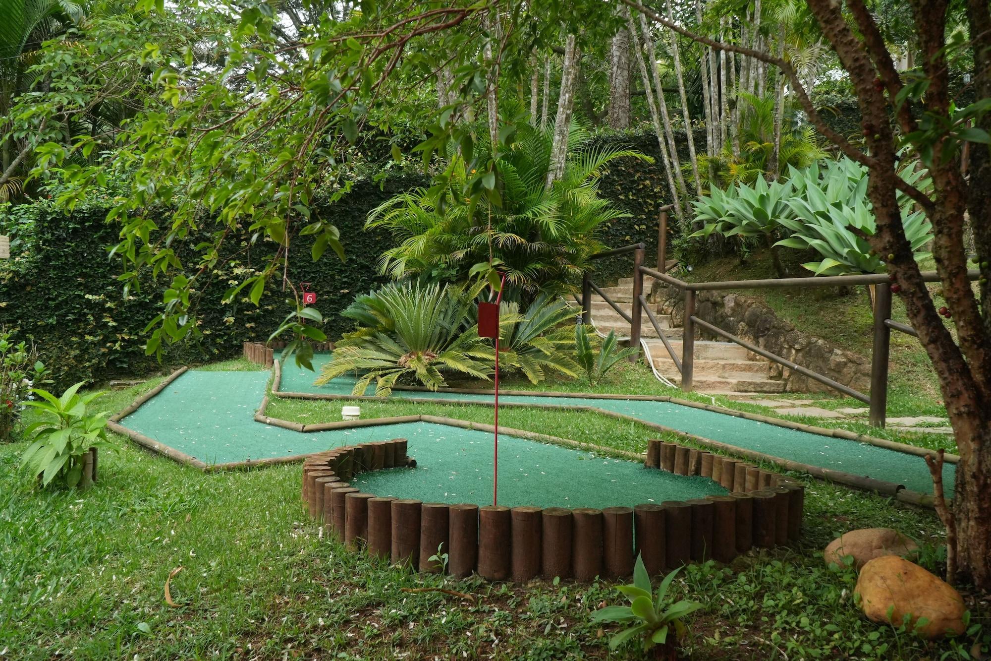 image-housing-carousel