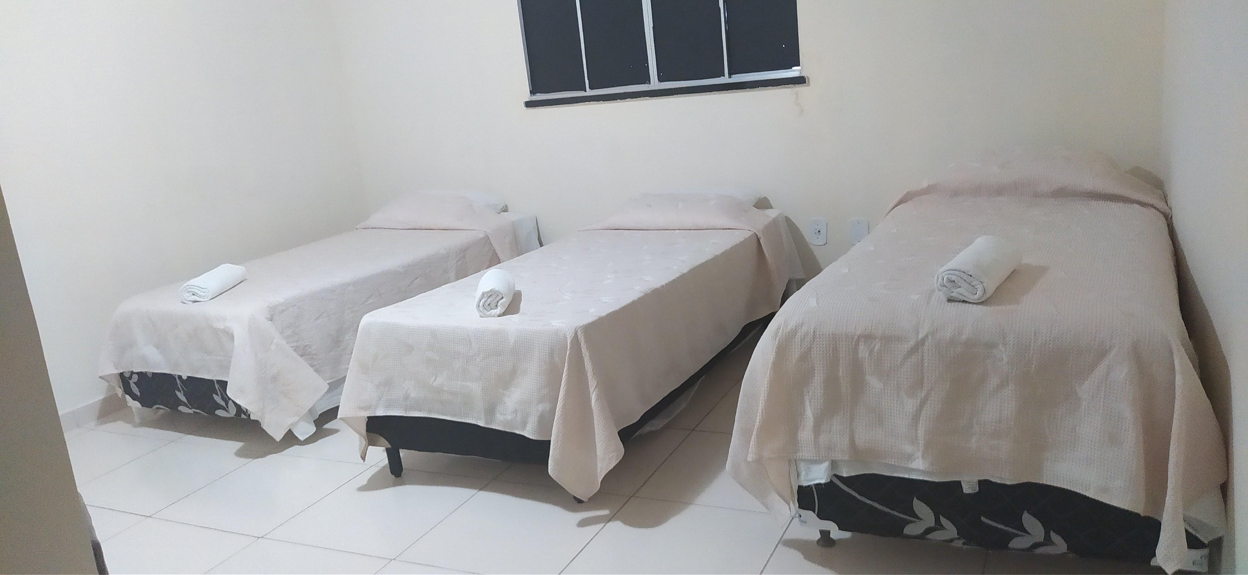 image-housing-carousel