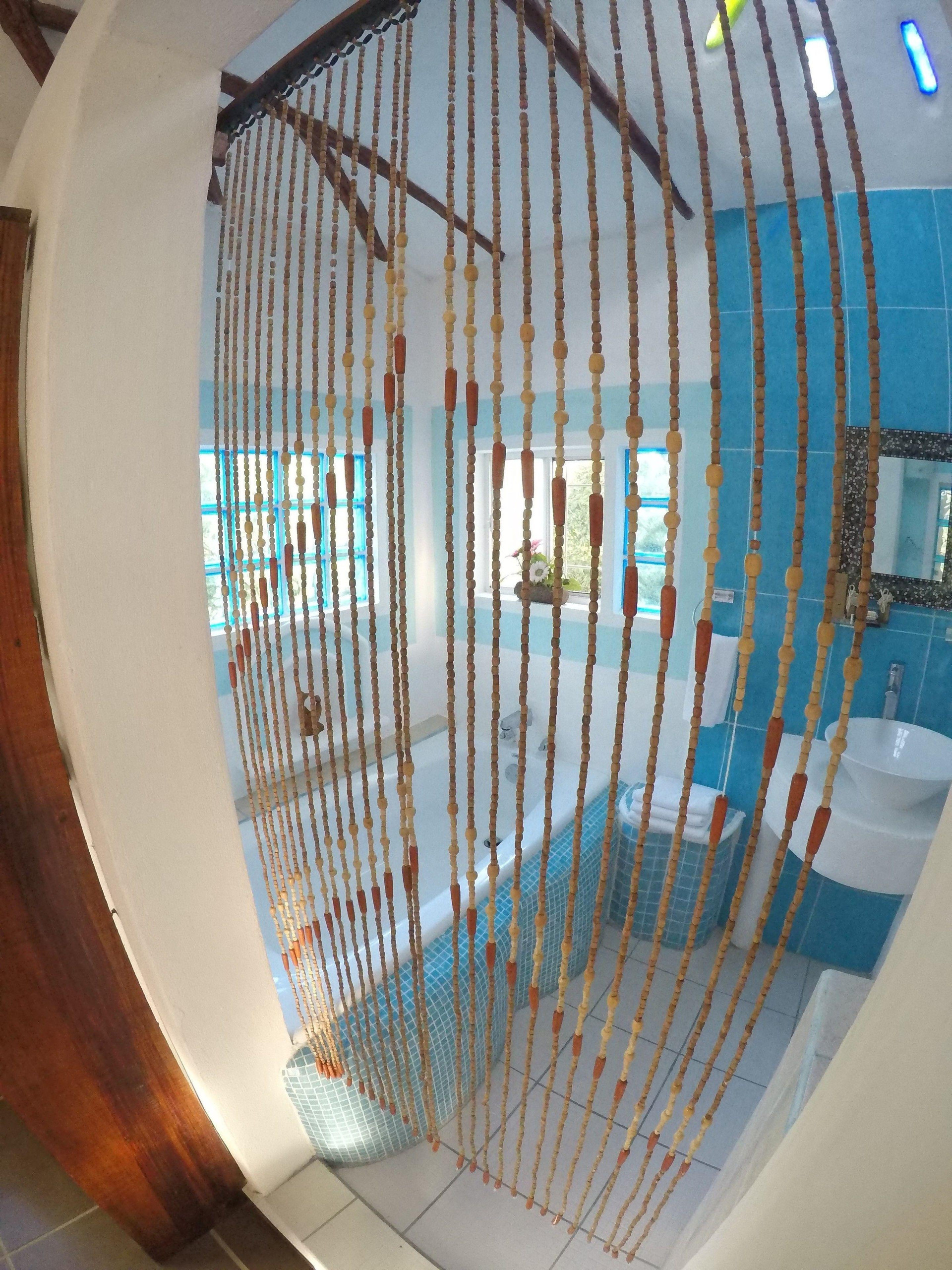 image-housing-carousel