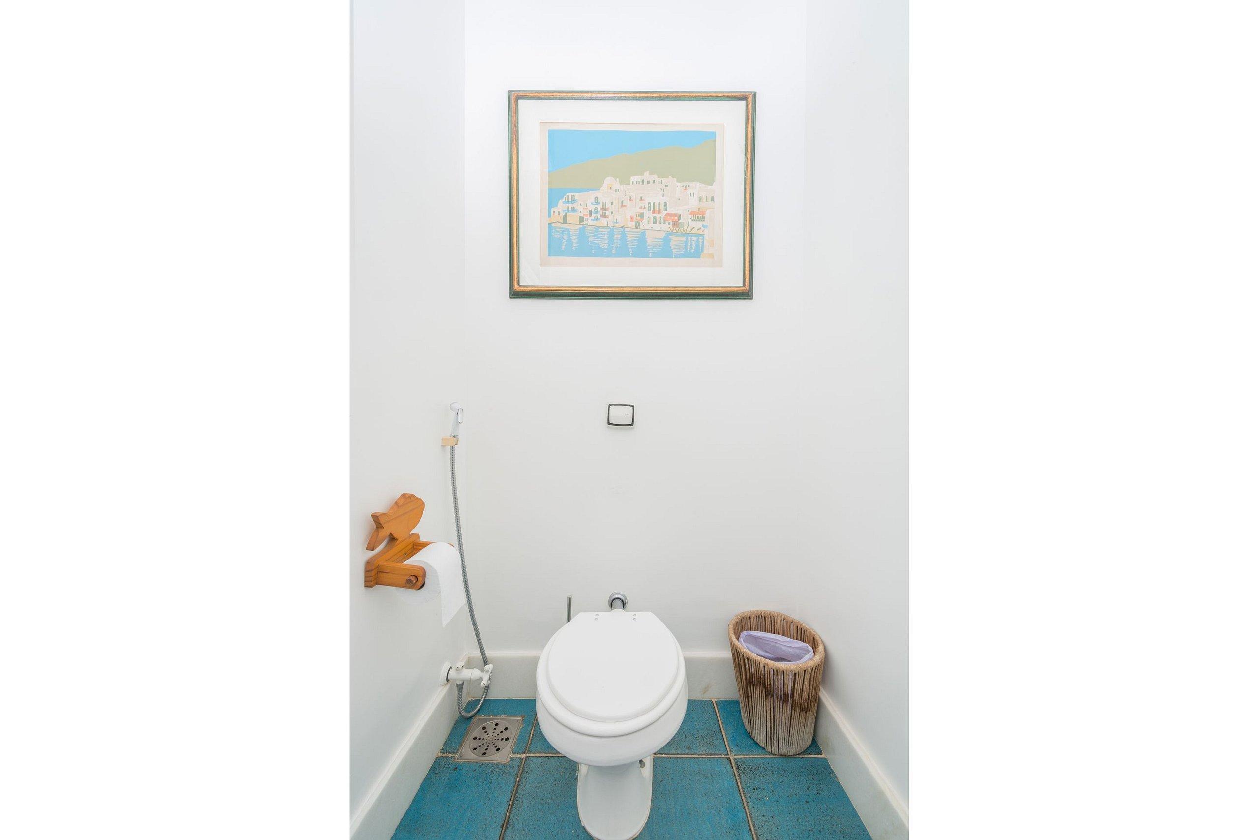 image-housing-carousel