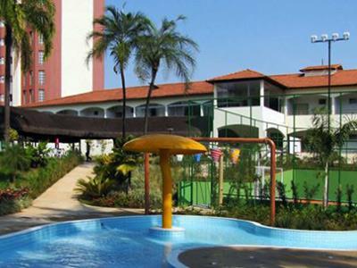 image-housing-carousel