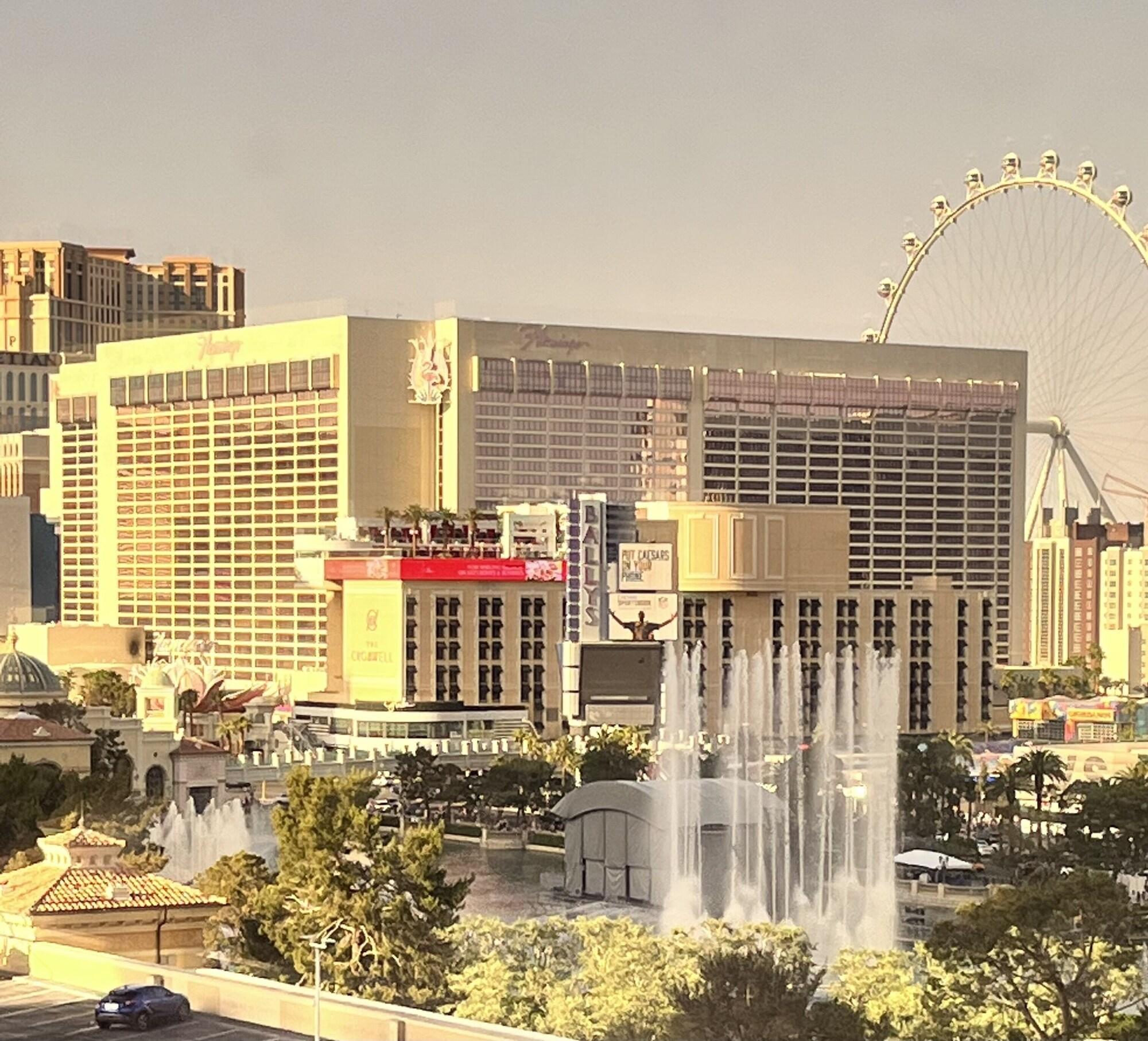 image-housing-carousel