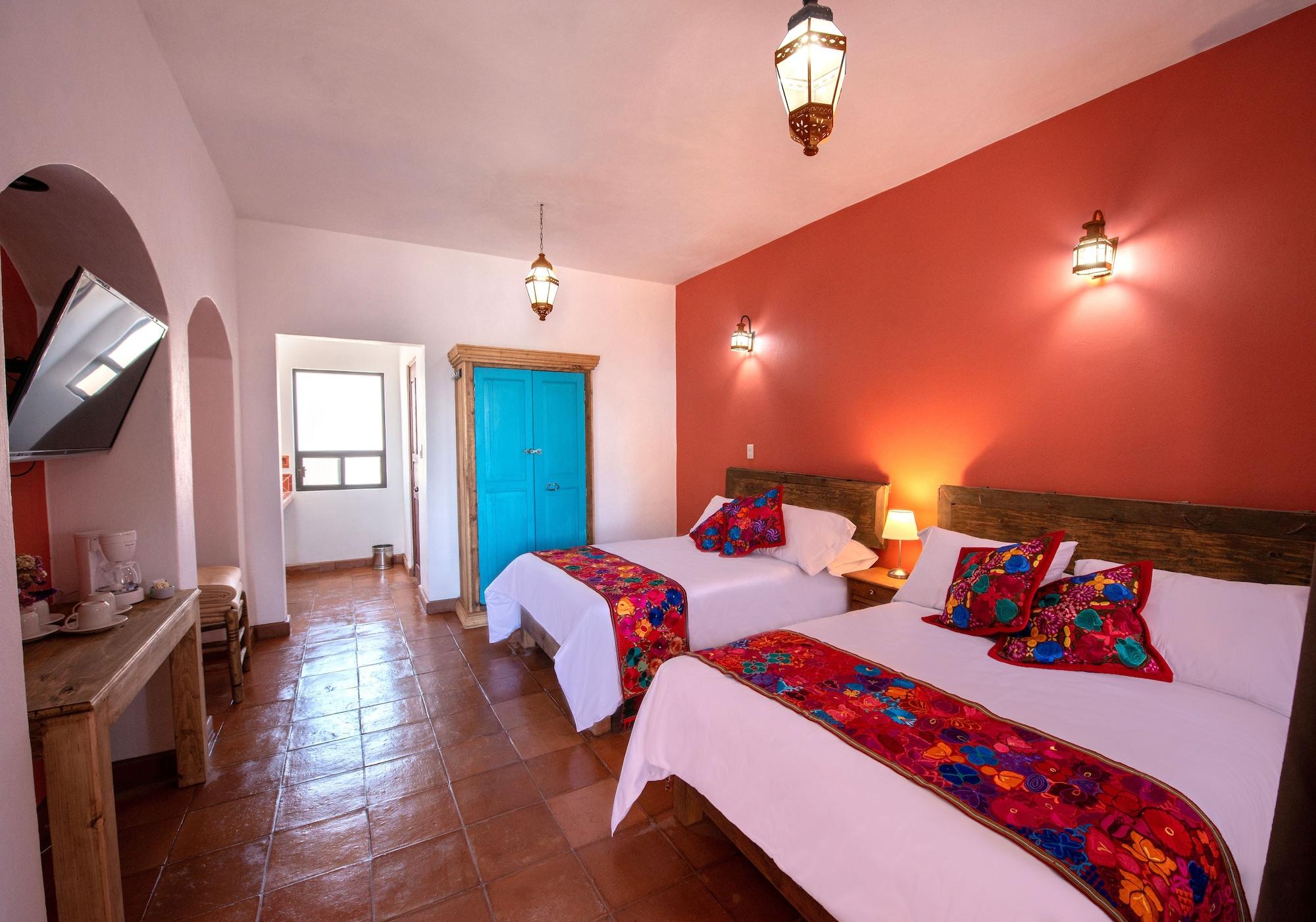 Hotel Camino Antiguo 5