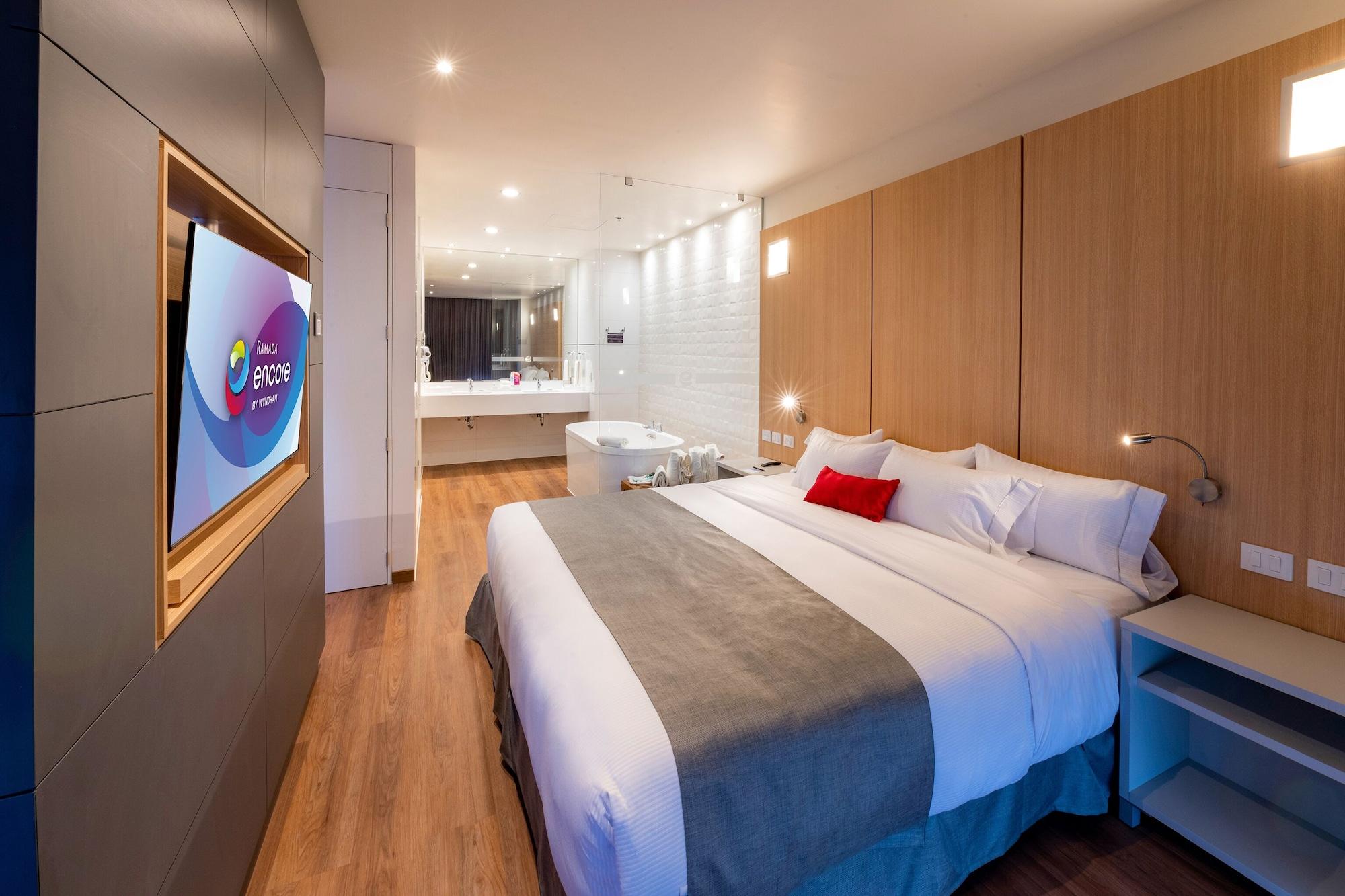 image-housing-carousel
