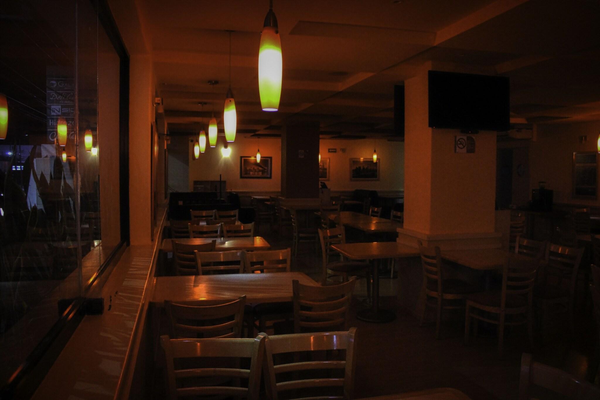 image-housing-carousel