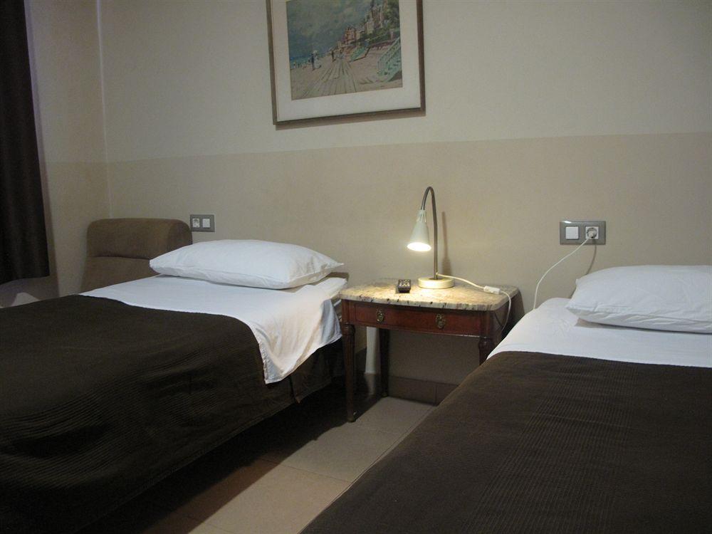 Hostal LK