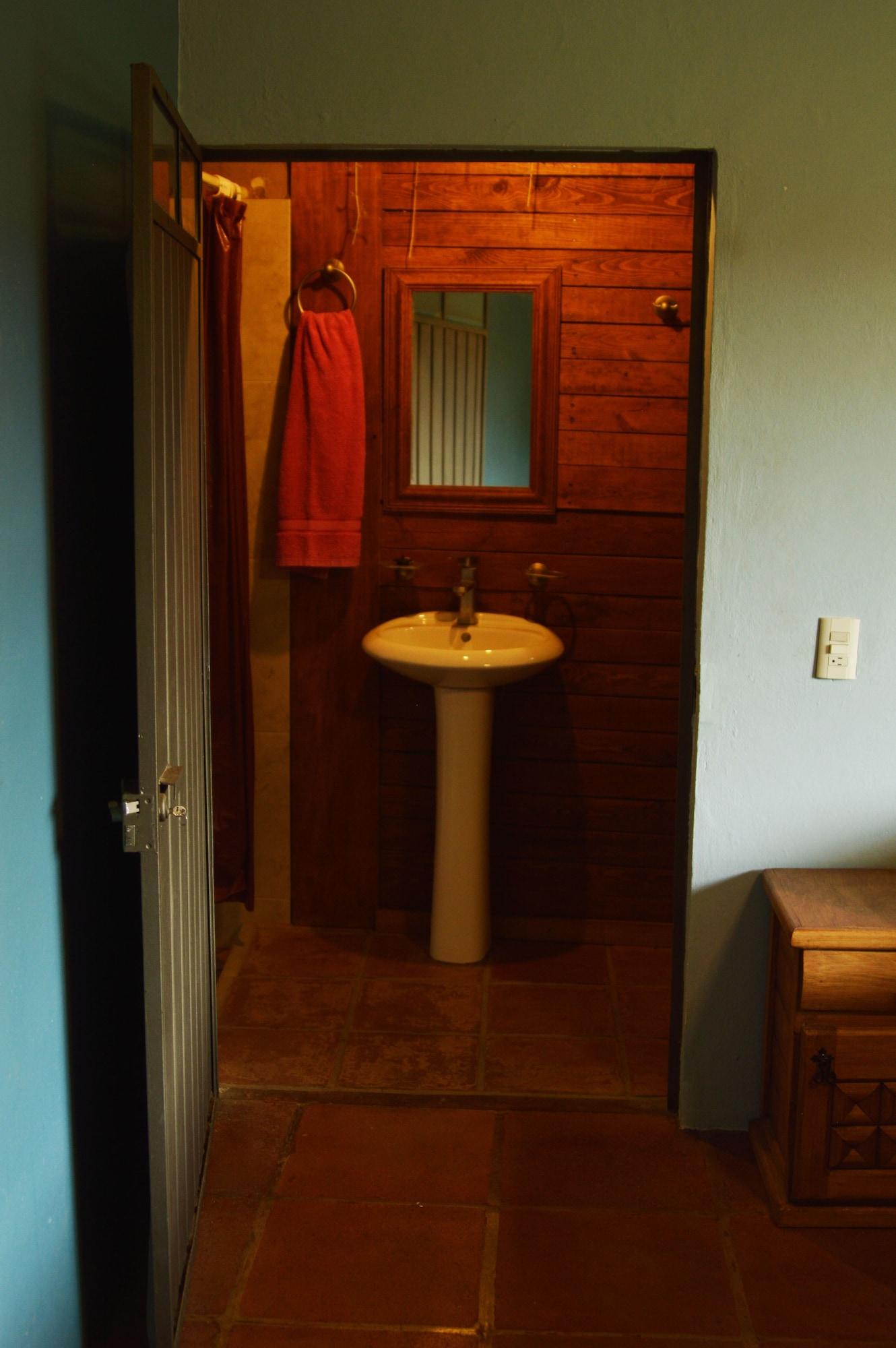 image-housing-carousel