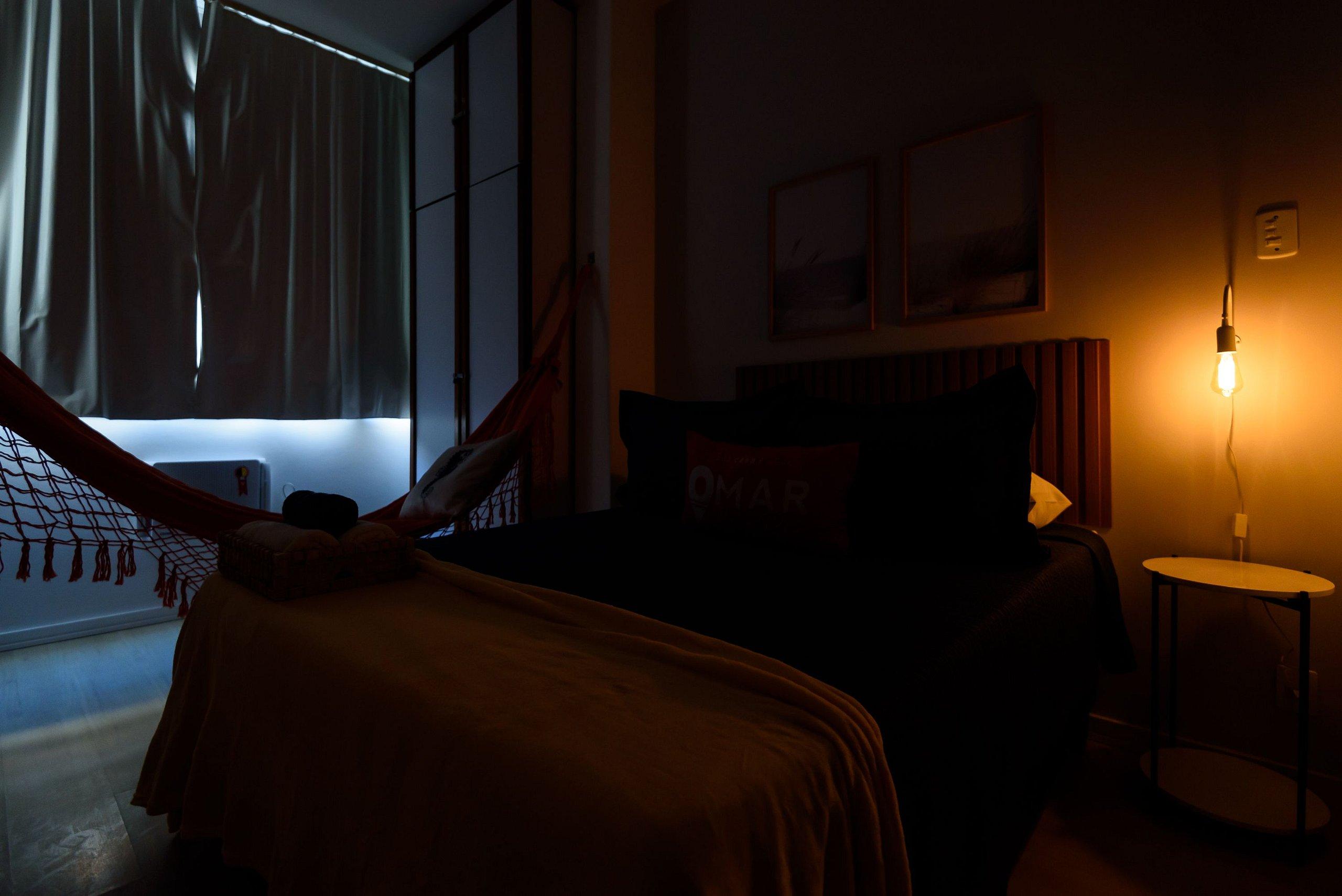 image-housing-carousel