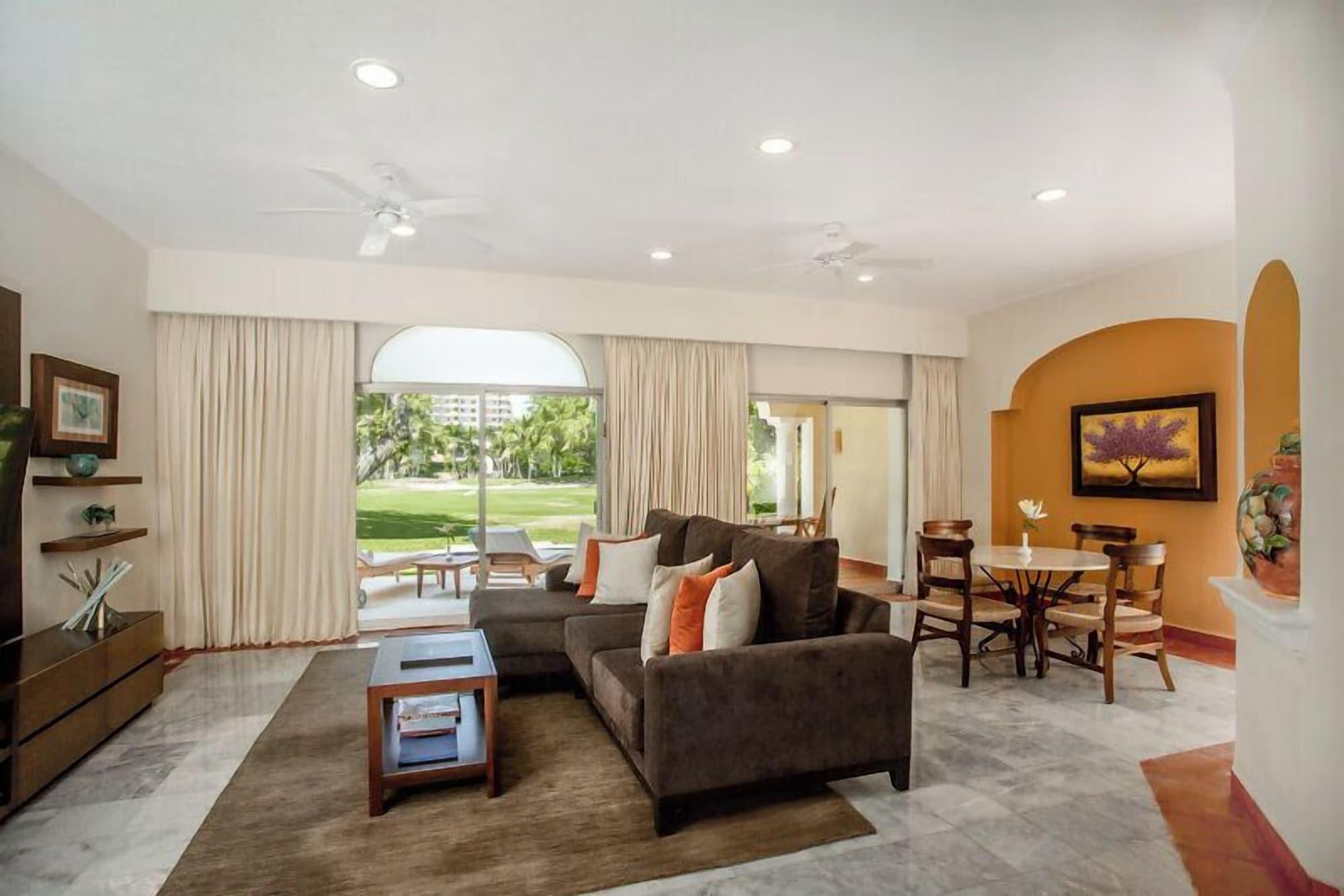 One Bedroom Ambassador Suite