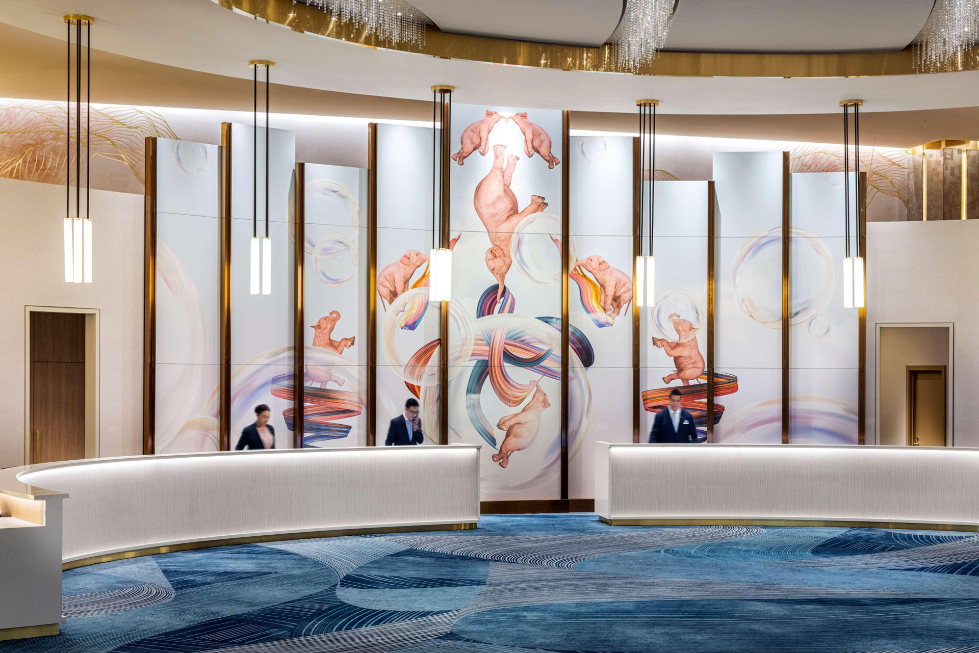 image-housing-carousel