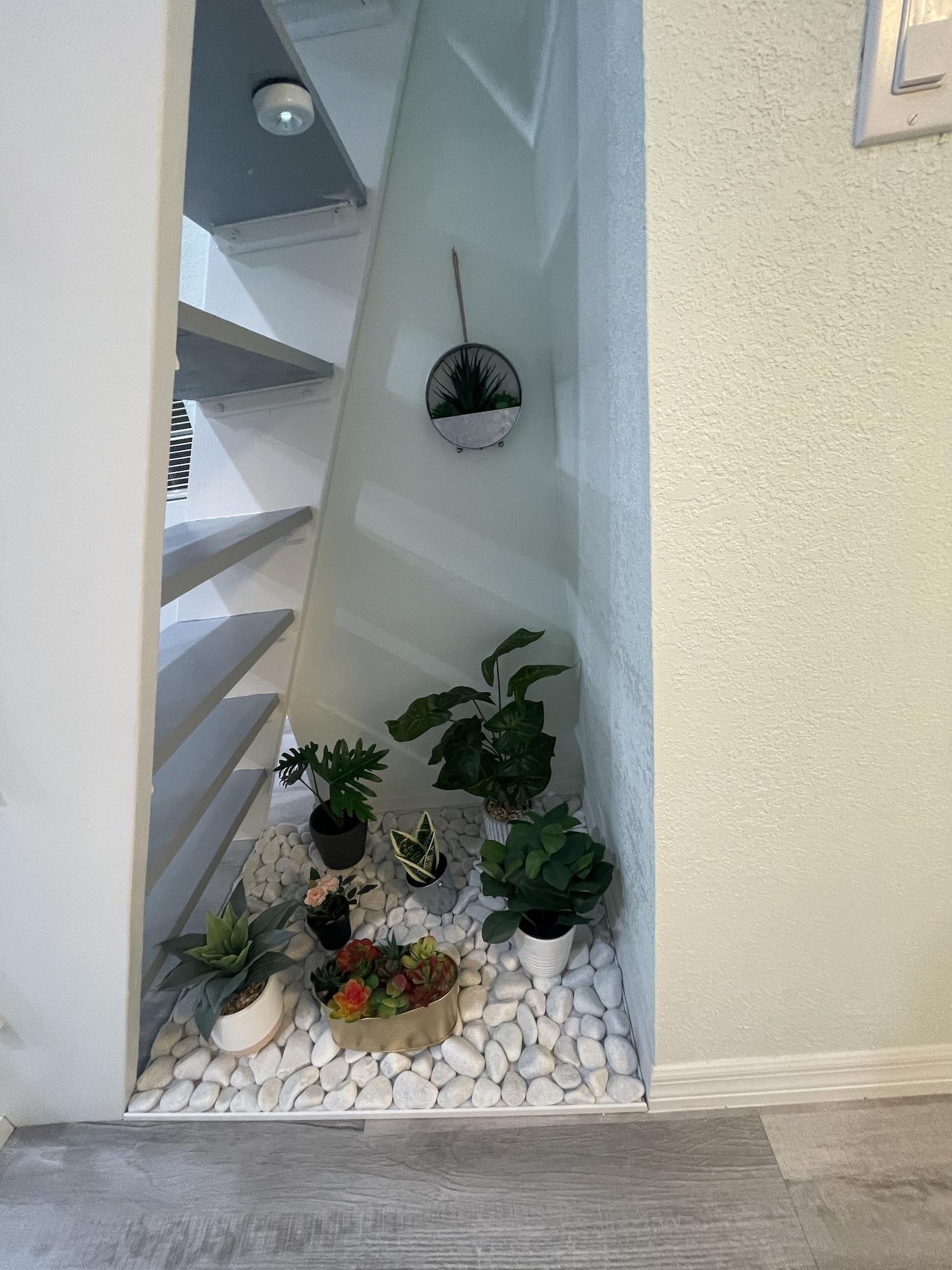 image-housing-carousel