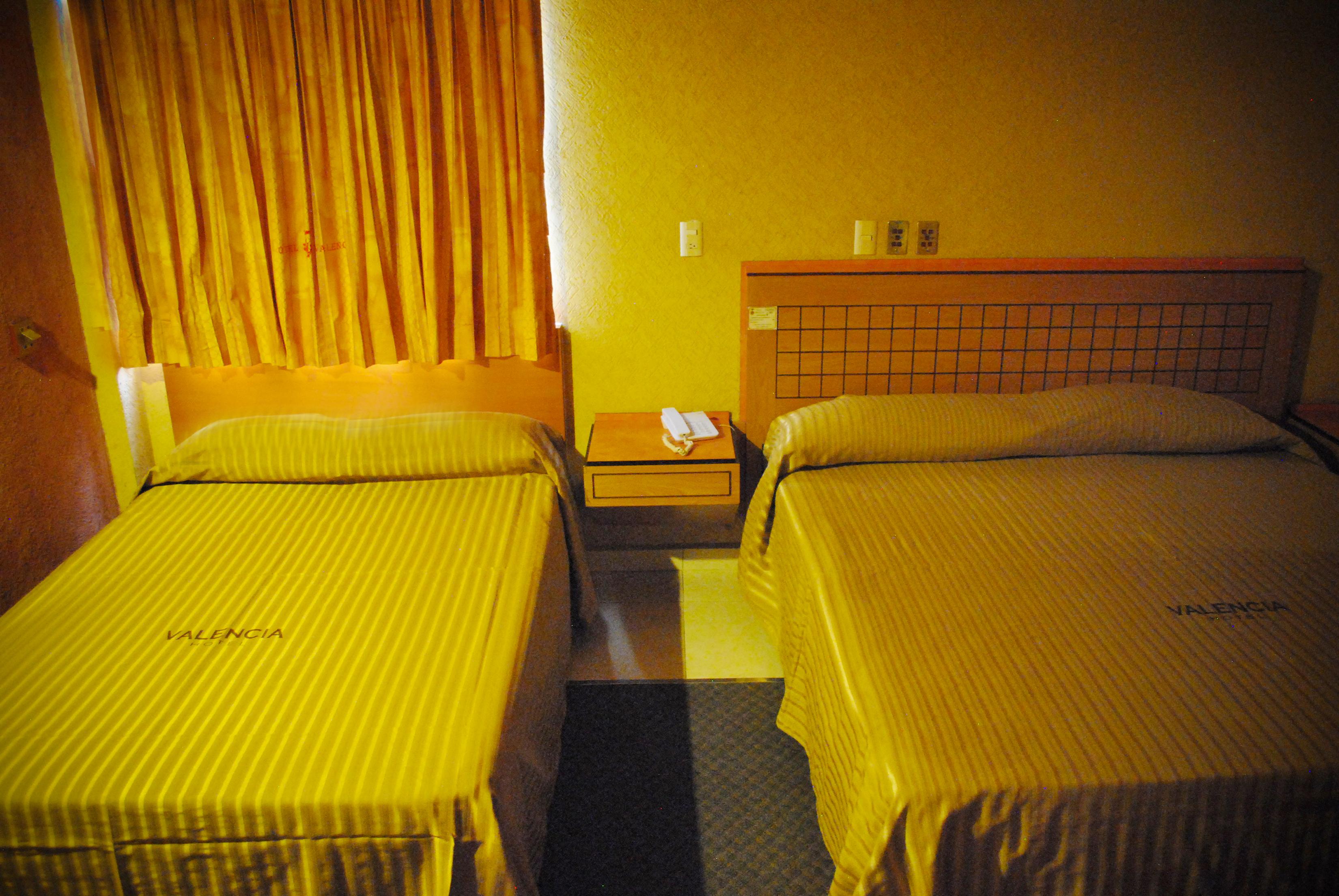 image-housing-carousel