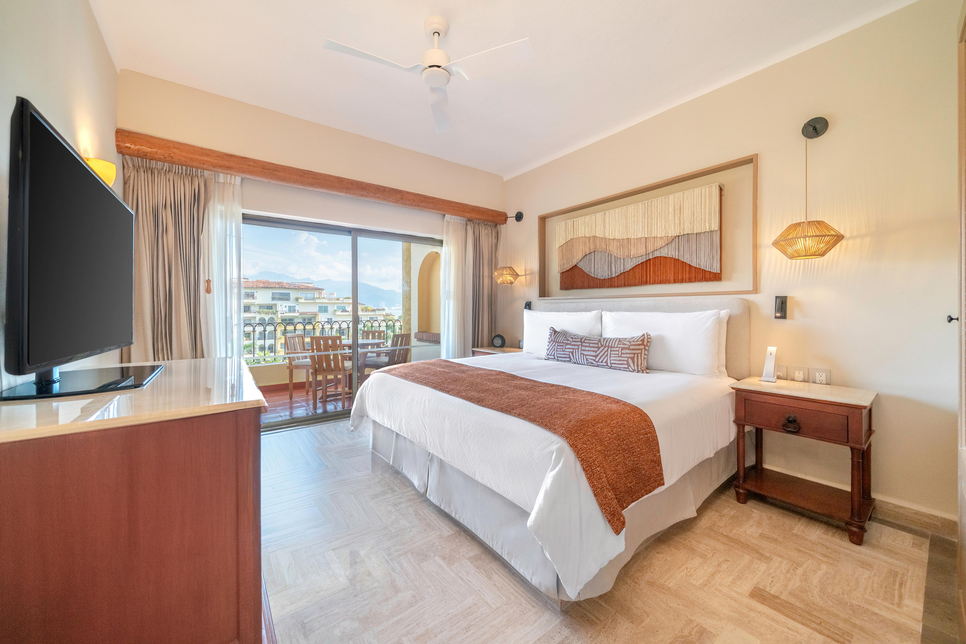 Suite Familia -7 personas-   con Vista Parcial del Mar