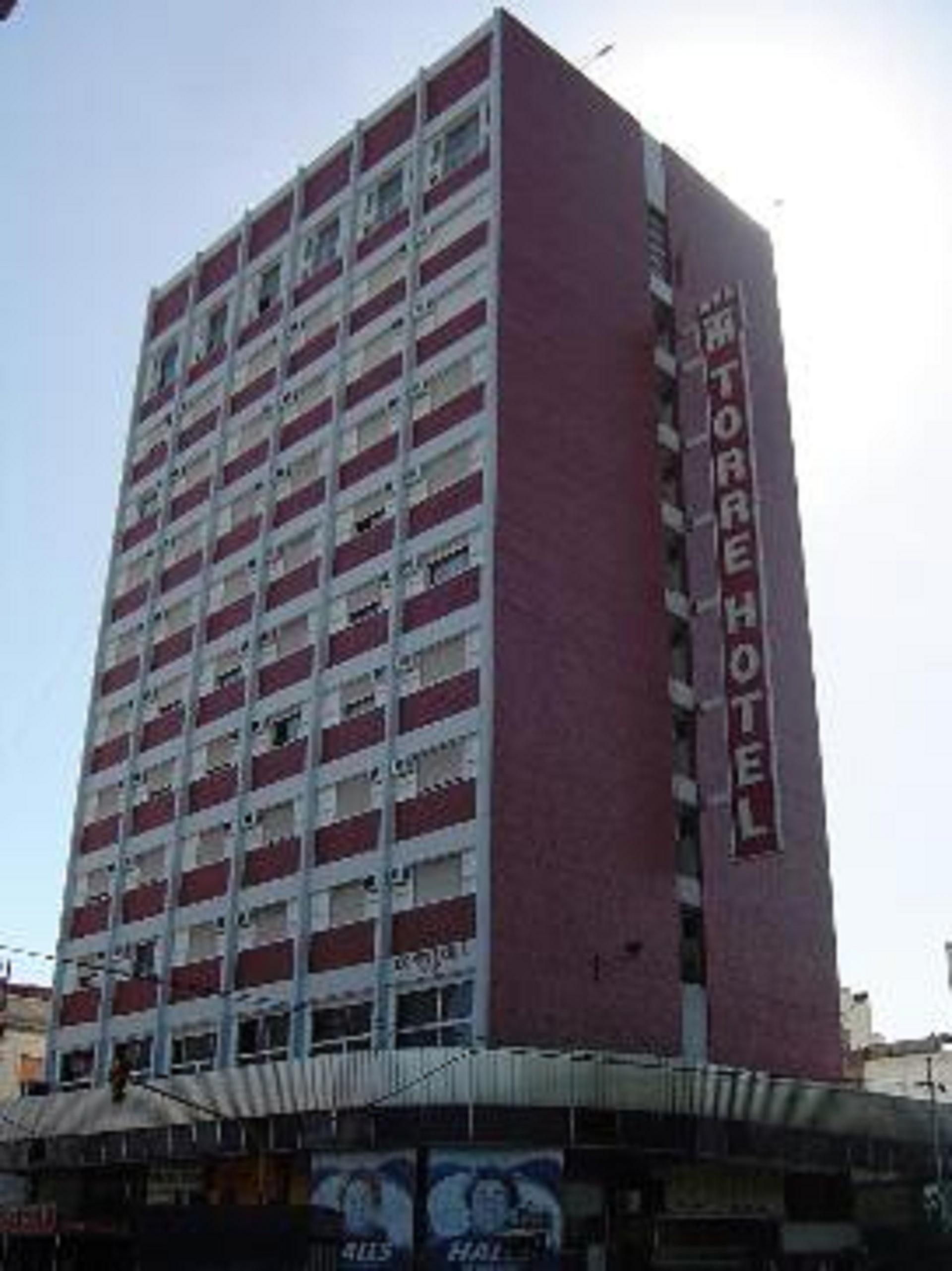 image-housing-carousel