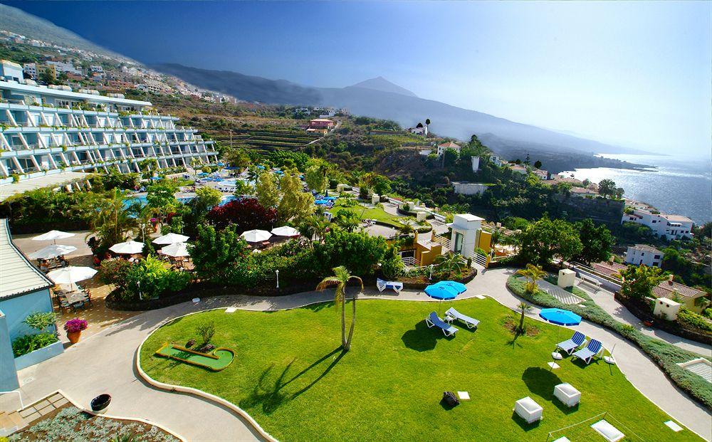 Hotel La Quinta Park Suites image