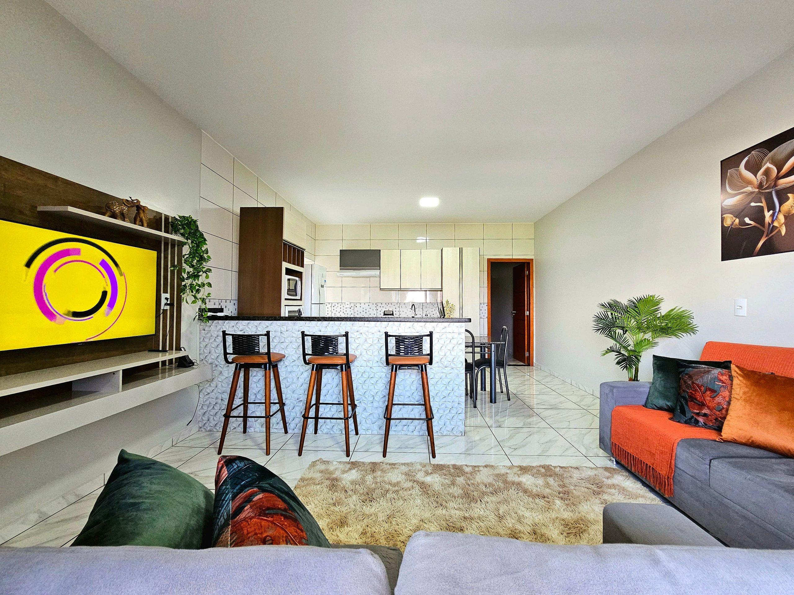 image-housing-carousel