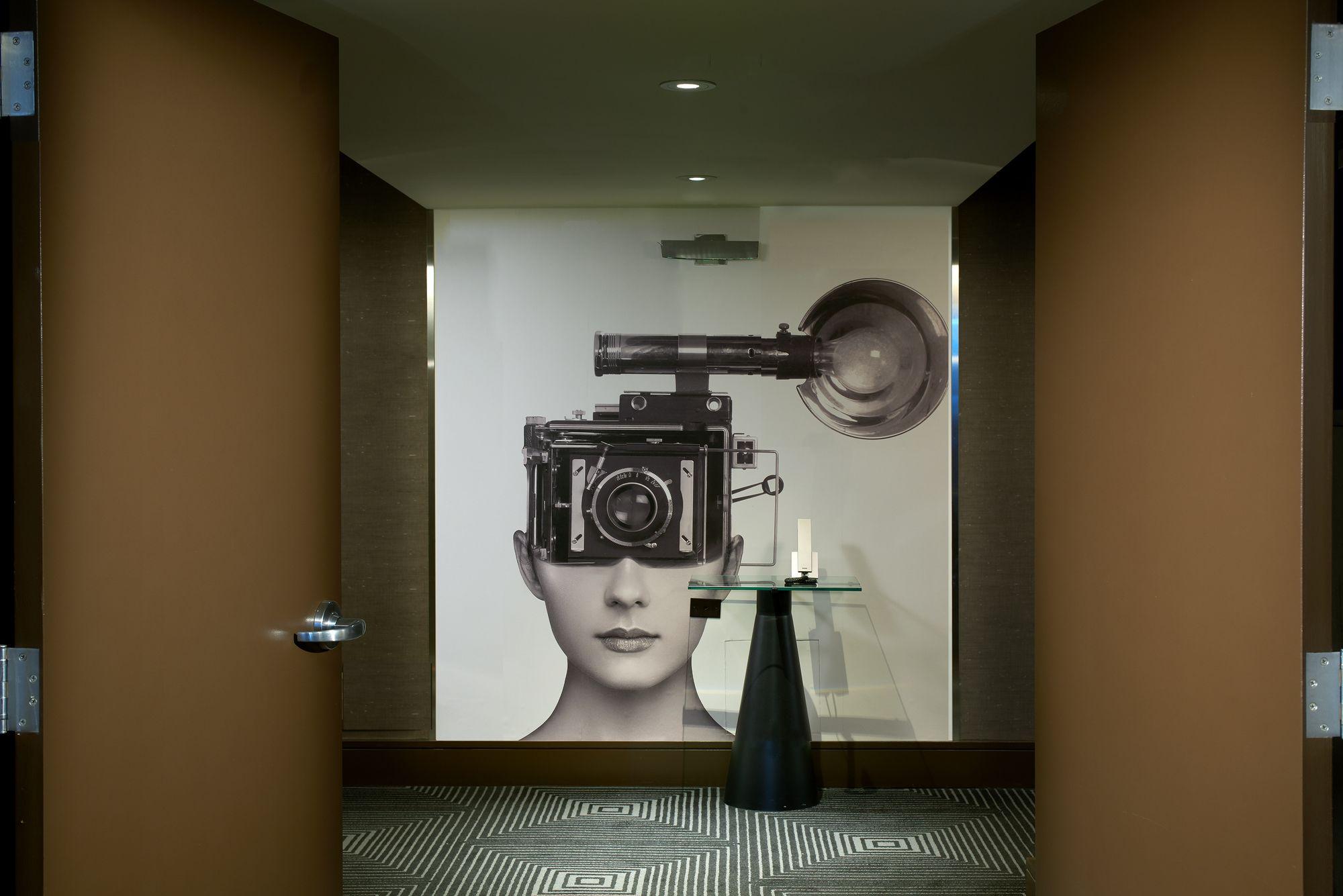 image-housing-carousel